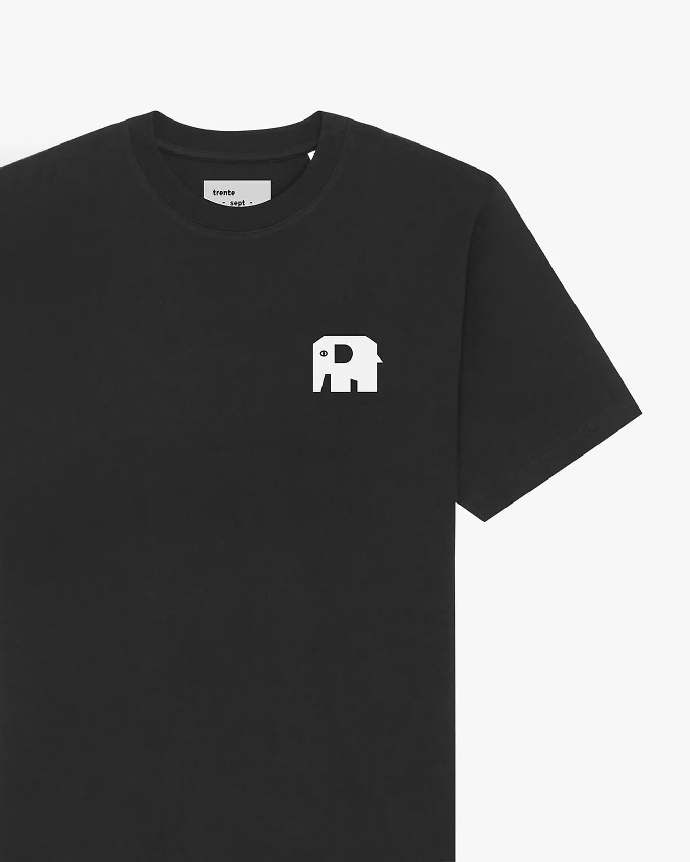 T-shirt Fritz / Noir - Blanc

Description : T-shirt unisexe &eacute;pais (240 GSM) au toucher sec, coupe oversize, tissu l&eacute;g&egrave;rement textur&eacute;, impression DTF, &eacute;dit&eacute; &agrave; 15 exemplaires.

Composition : Jersey simpl