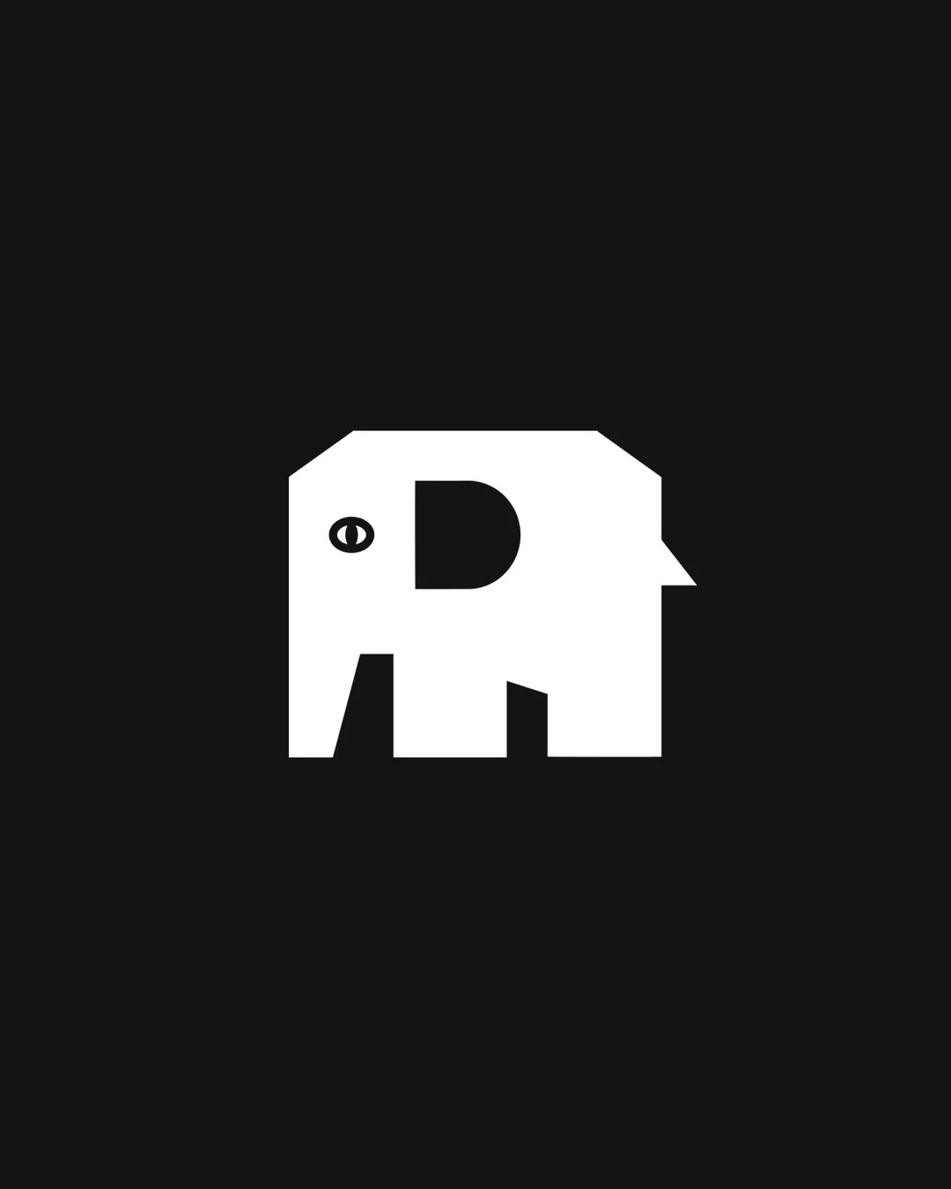 L&rsquo;un de nos trois premiers mod&egrave;les de t-shirt s&rsquo;intitulera &laquo;&nbsp;Fritz &raquo;.

Un clin d&rsquo;&oelig;il &agrave; l&rsquo;&eacute;l&eacute;phant le plus connu de Touraine dont le destin tragique viendra prendre fin &agrave