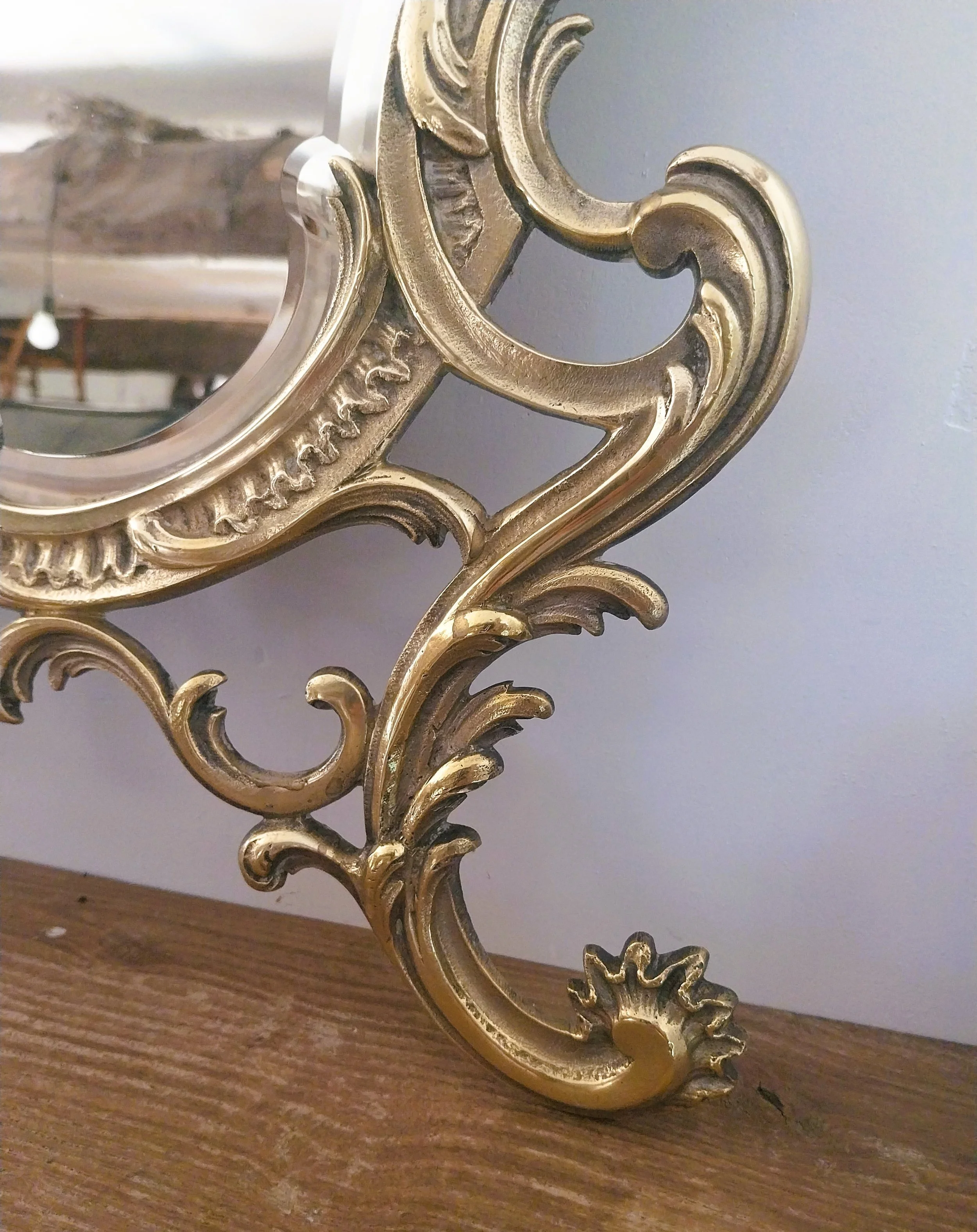 pied mirroir ancien droit.jpg