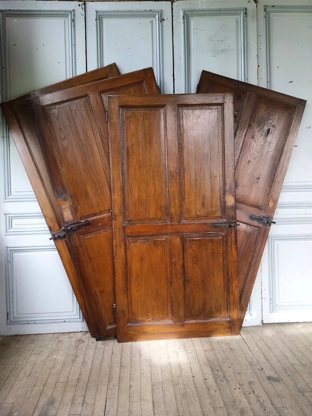 4 Portes anciennes XIXe - 4 panneaux id&eacute;al r&eacute;novation 
.
https://www.antikeo.com/catalogue/materiaux-et-elements-darchitecture/boiseries/4-portes-anciennes-xixe-4-panneaux-145454
.
www.aut-antik.fr
.
#portesanciennes
#architectedint&eac