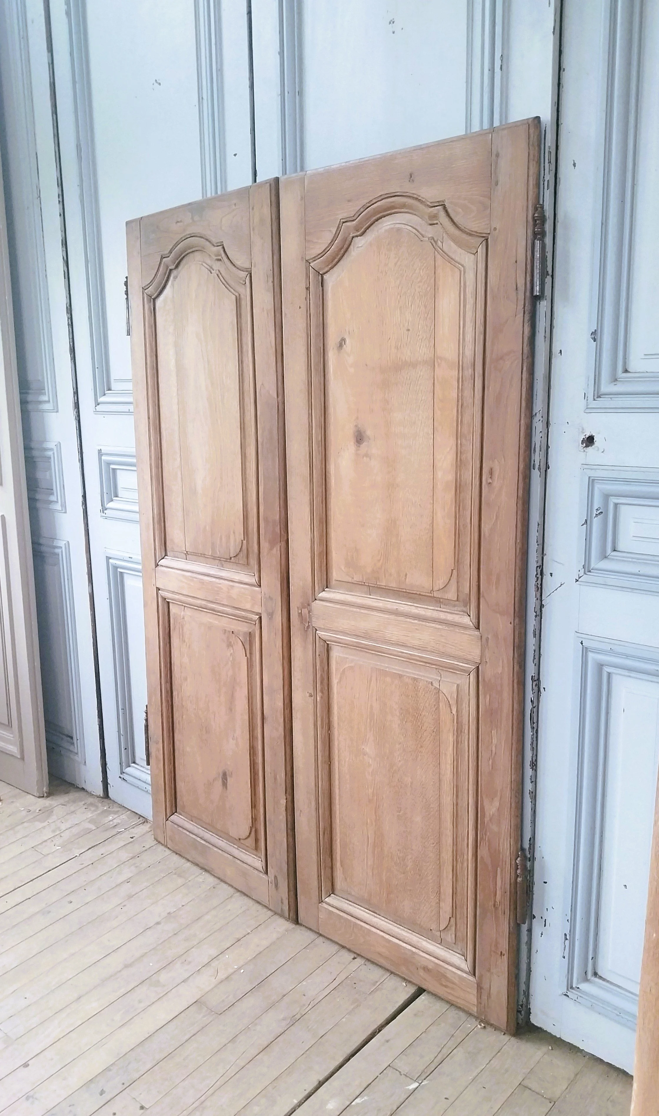 porte de placard en chêne.jpg