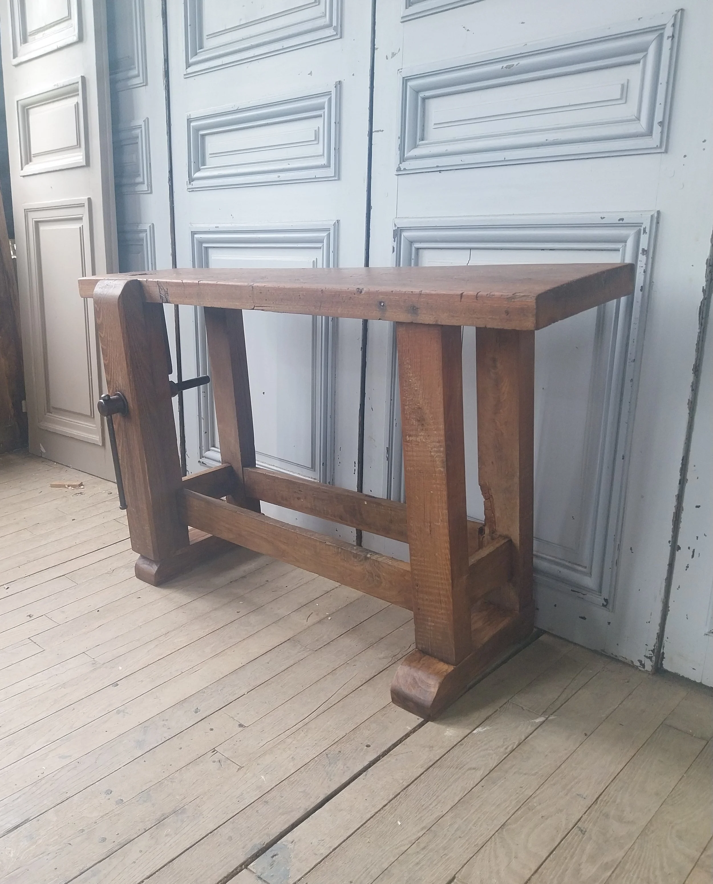 petit établi en chêne.jpg