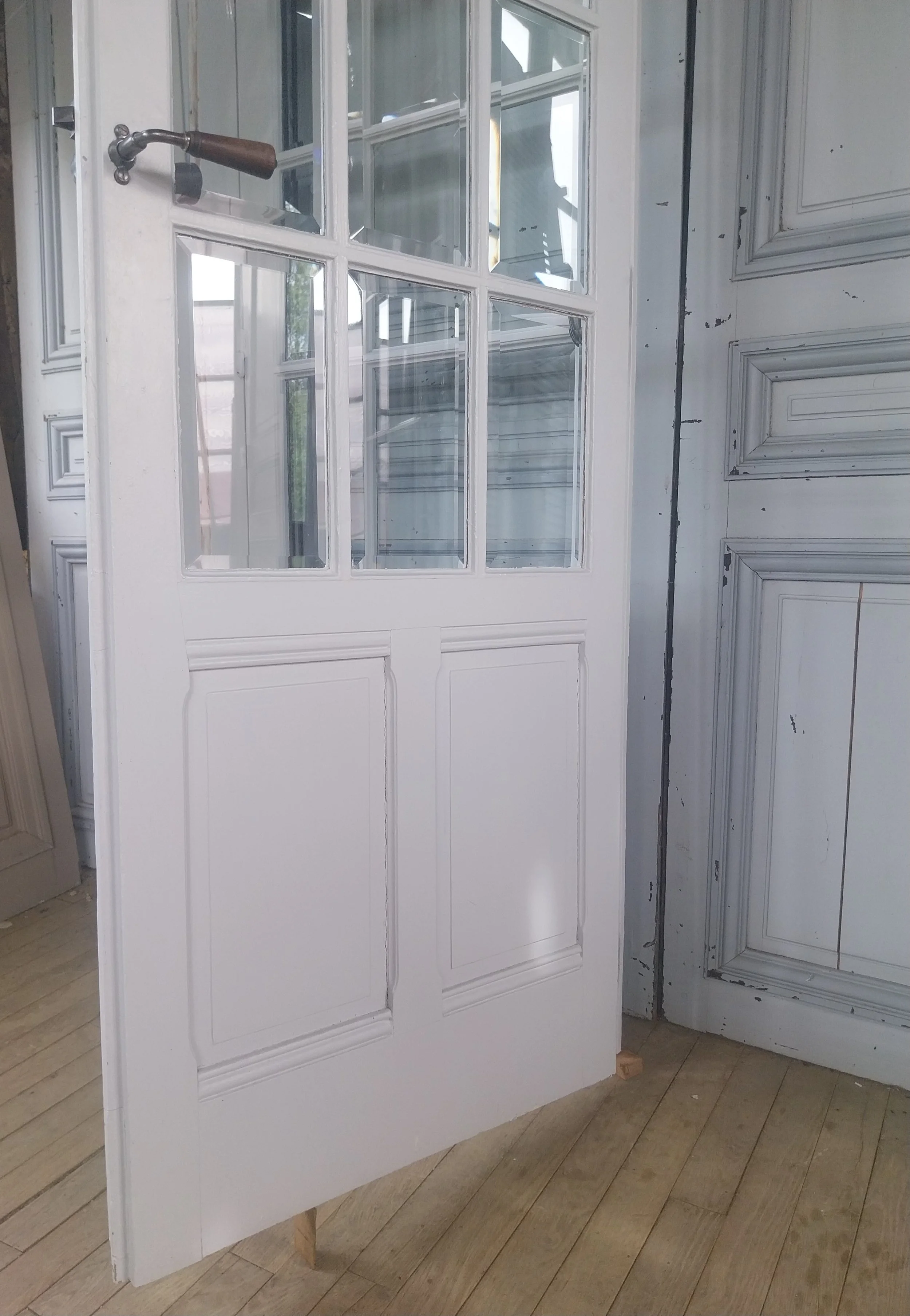 moulures porte ancienne.jpg