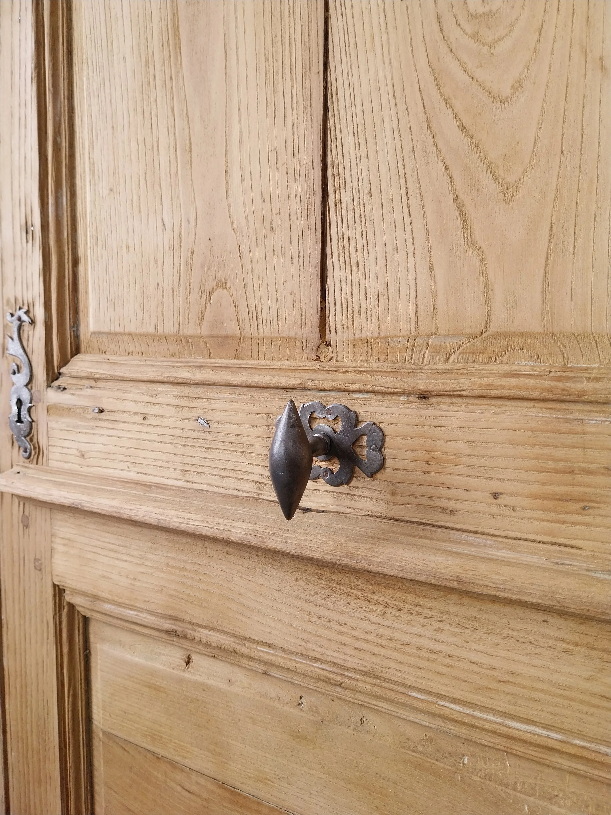 poignée et serrure XVIII-ème.jpg