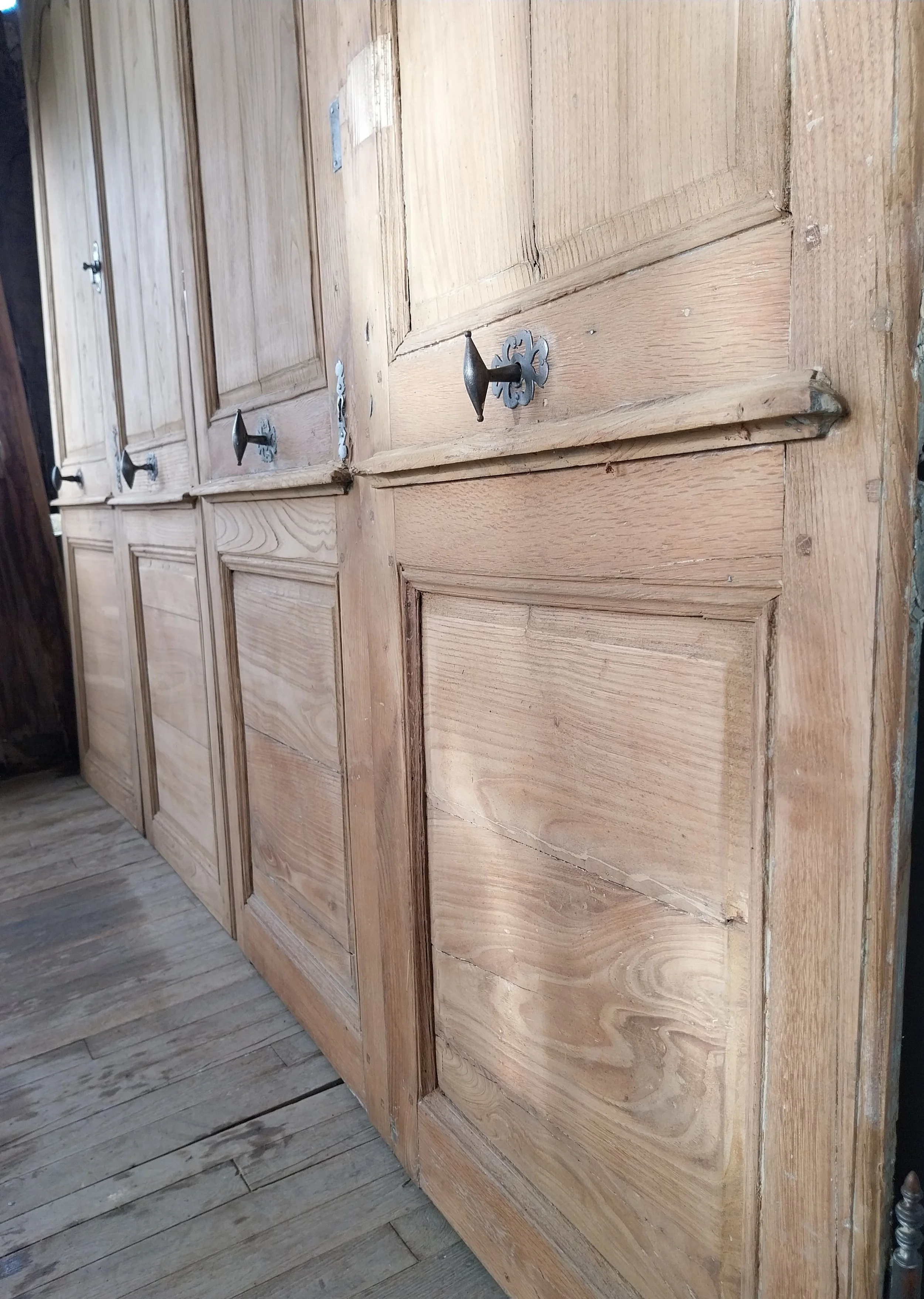 alignement portes XVIII-ème.jpg