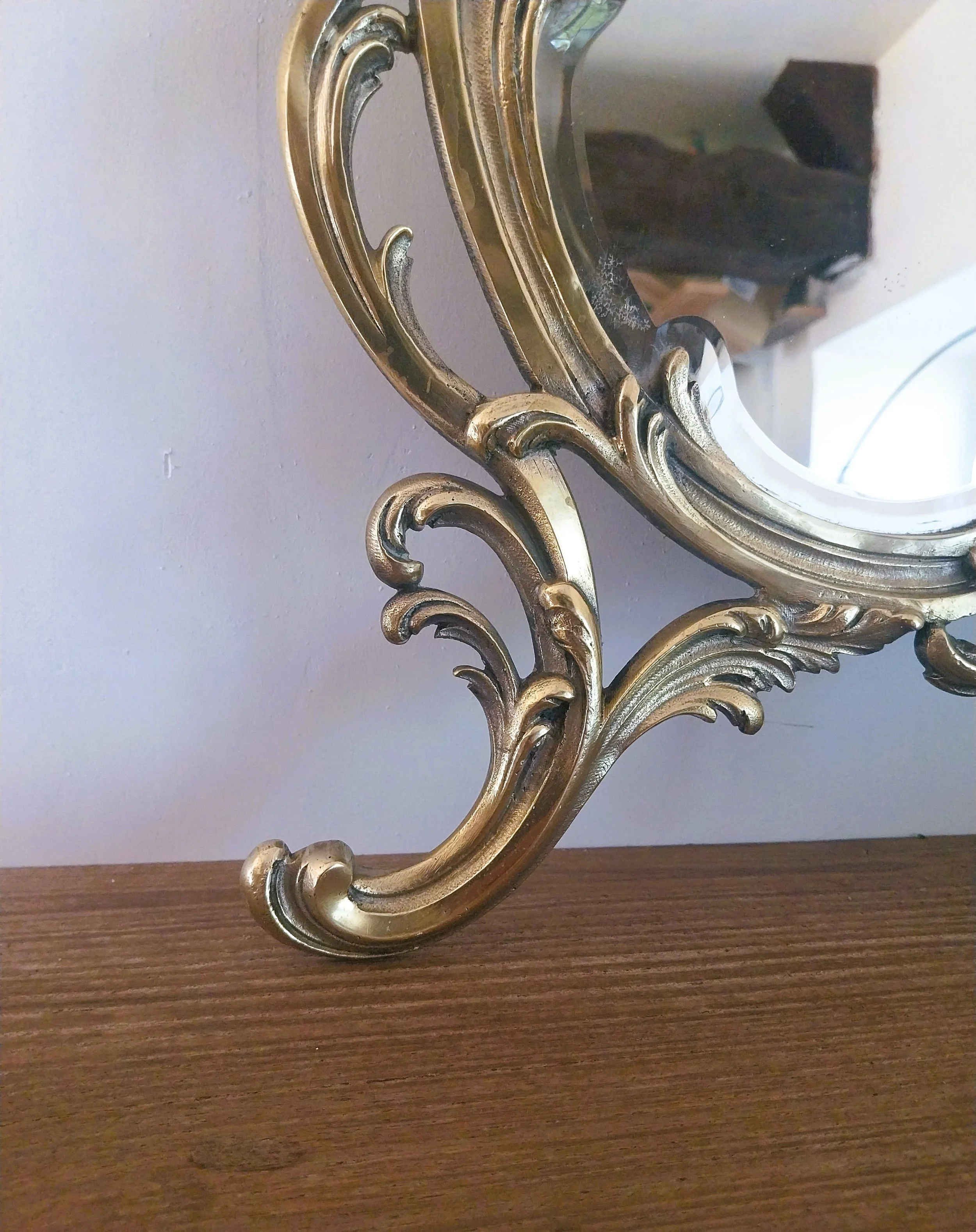 pied gauche mirroir ancien.jpg