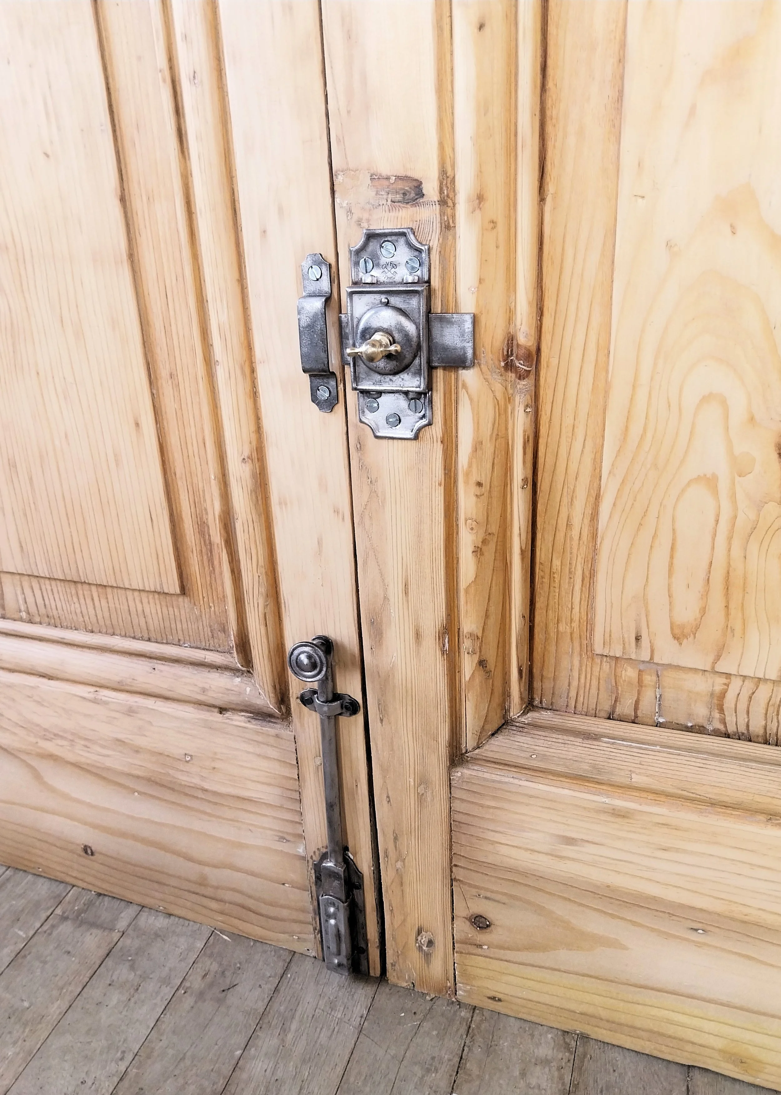 fermoires anciens.jpg