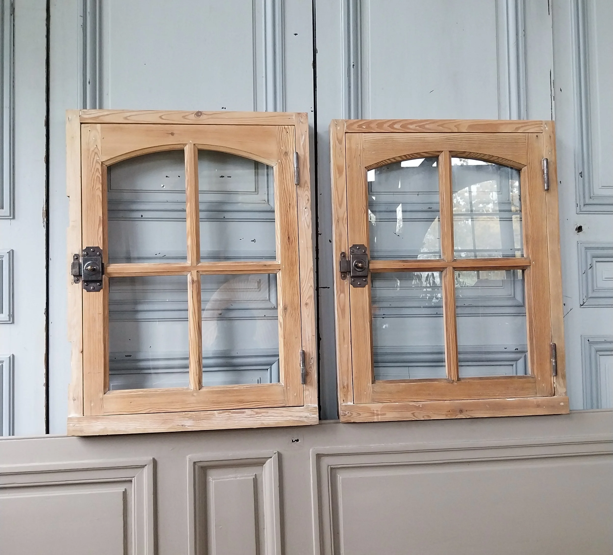 2 fenêtres anciennes.jpg