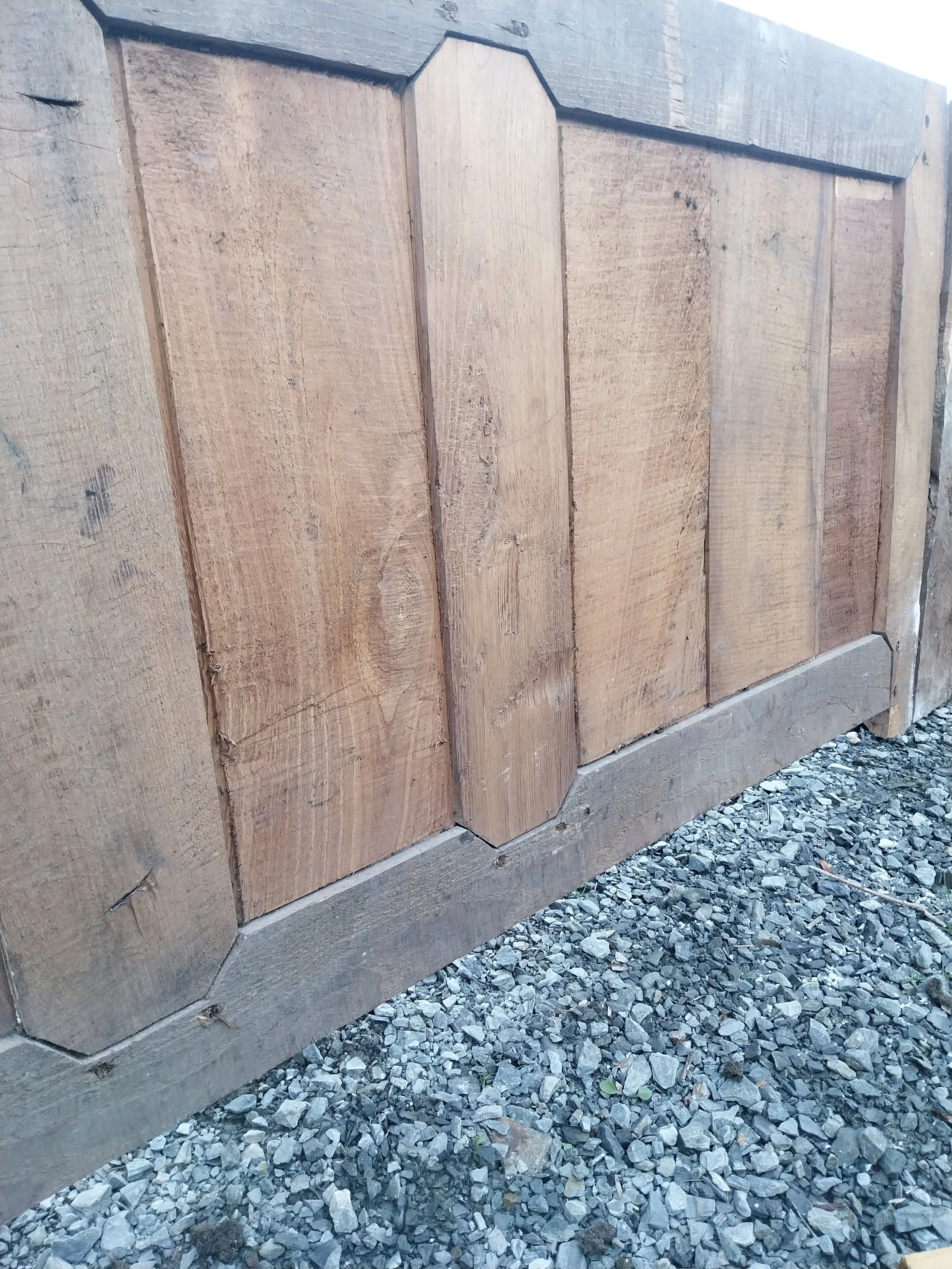 arrière panneau de boiserie basse.jpg