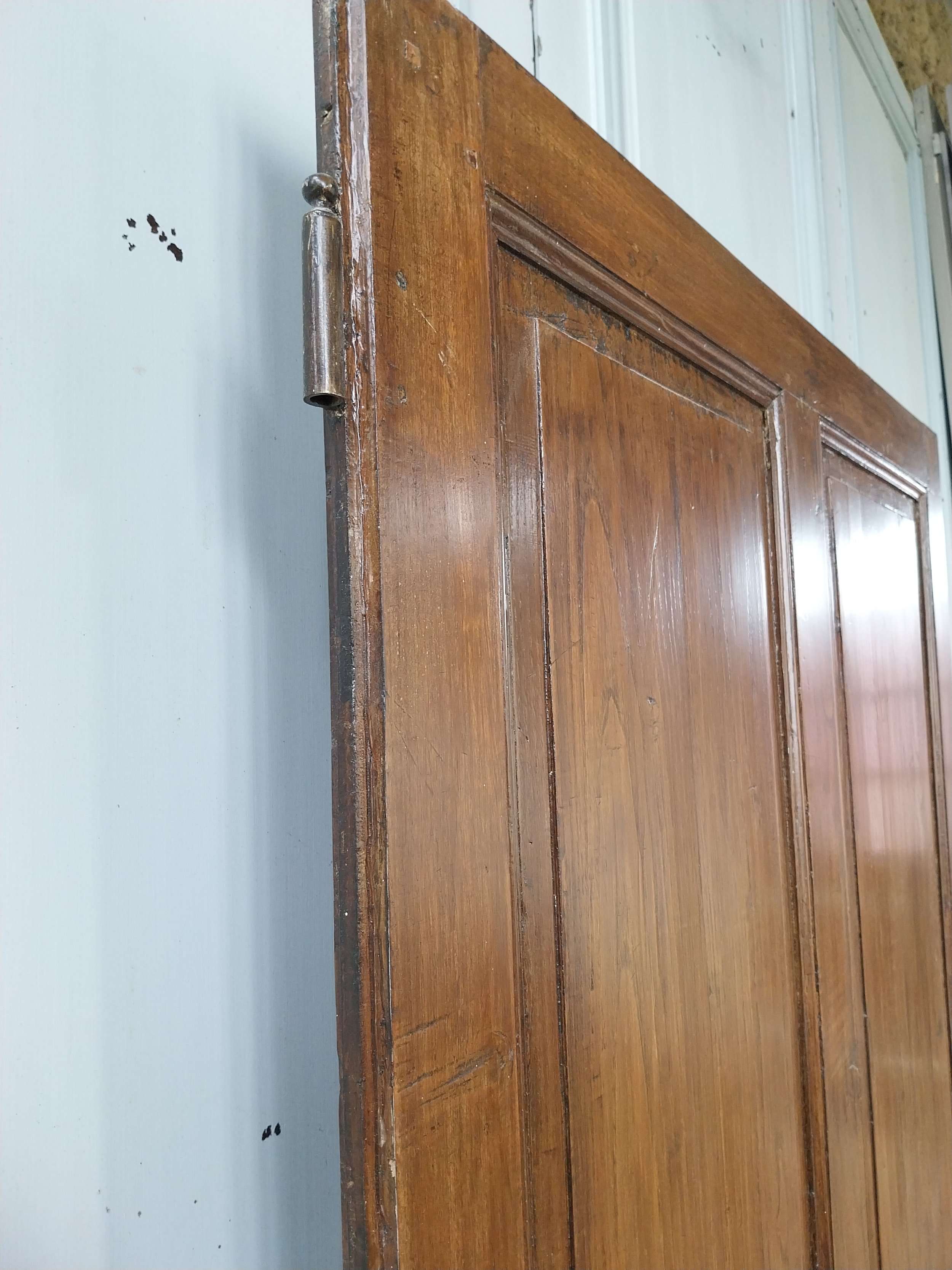 moulures et paumelle ancienne.jpg