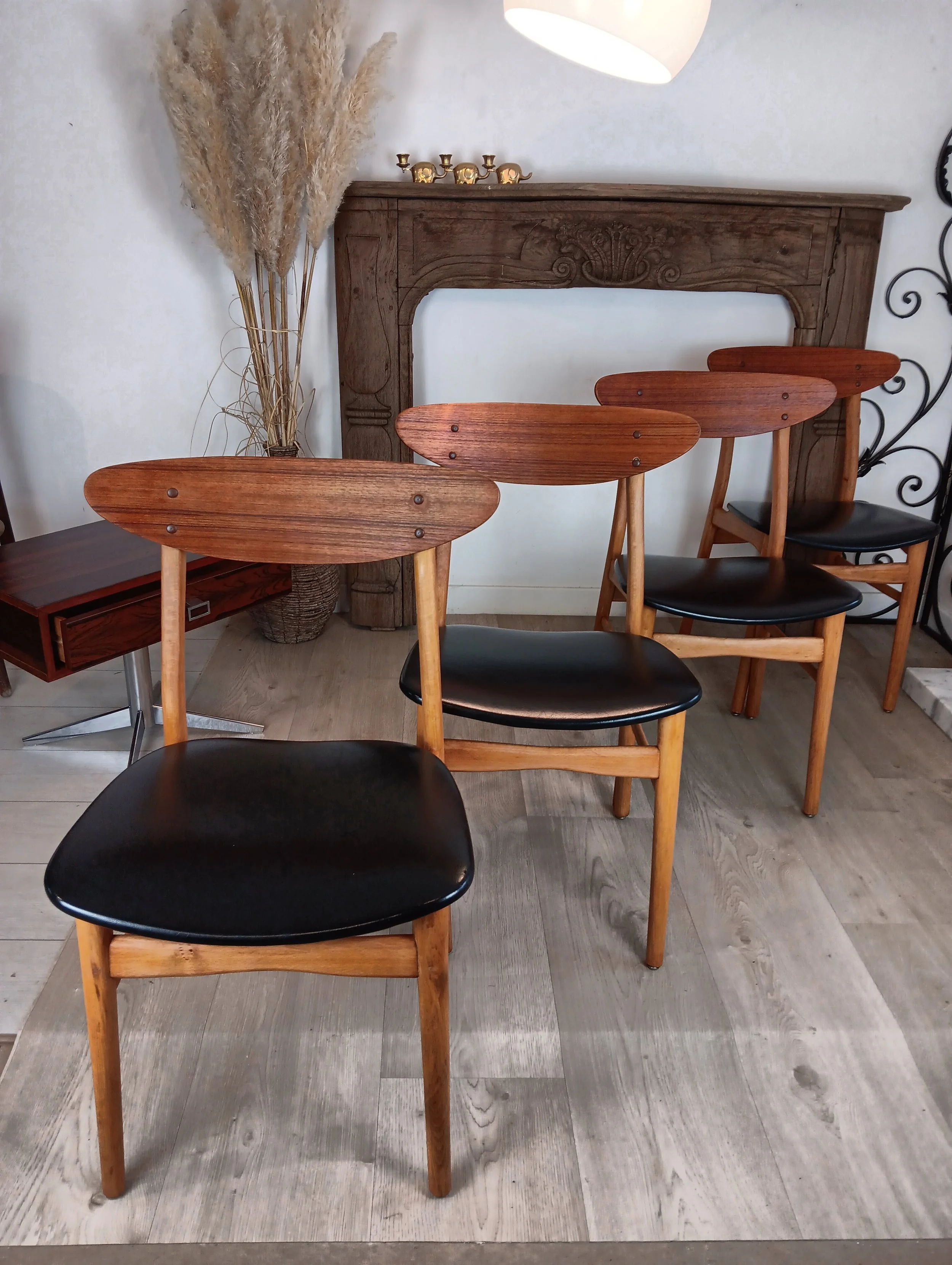 chaises  Danoise.jpg