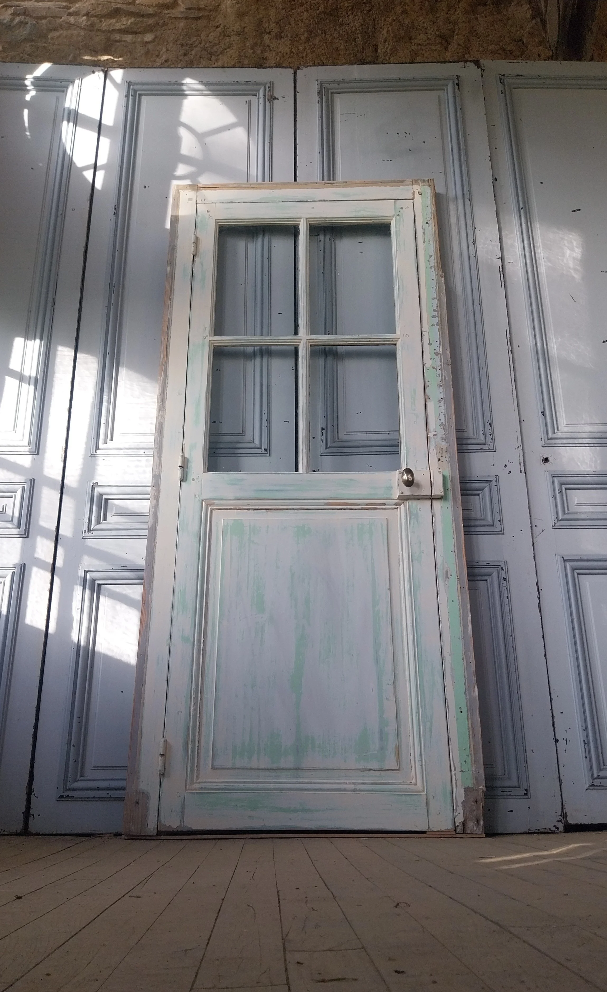 porte ancienne en pin.jpg