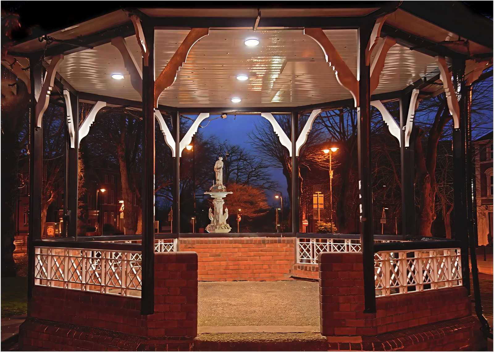 14_Bandstand at night in Redditch._THOMAS MILLARD.jpg