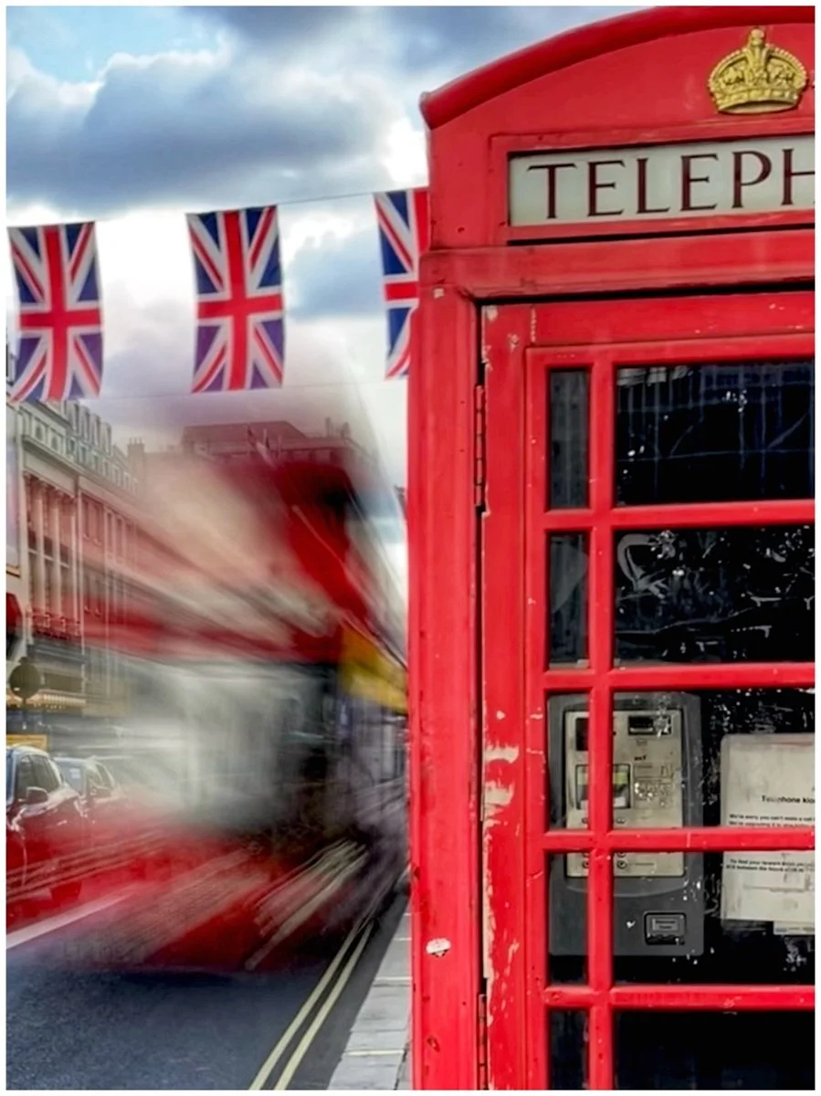 16_Down On the Street_Paul Widdowson.jpg
