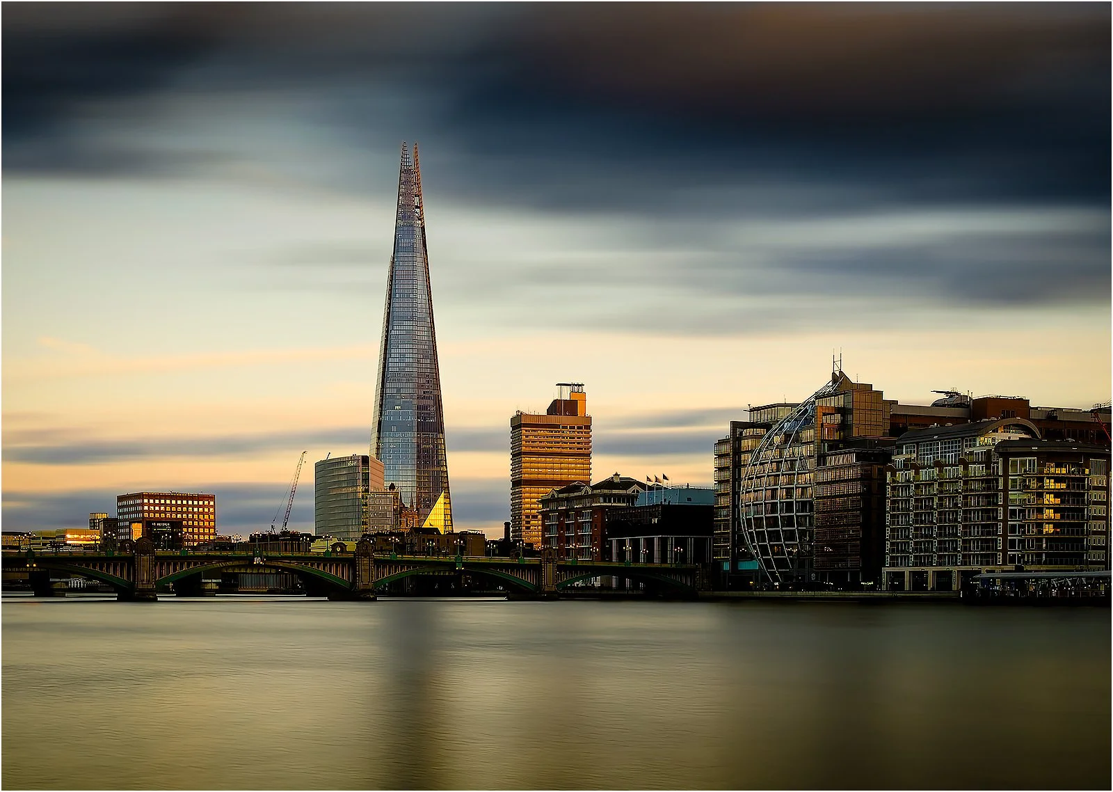 18_London Calling_Graeme Tozer.jpg