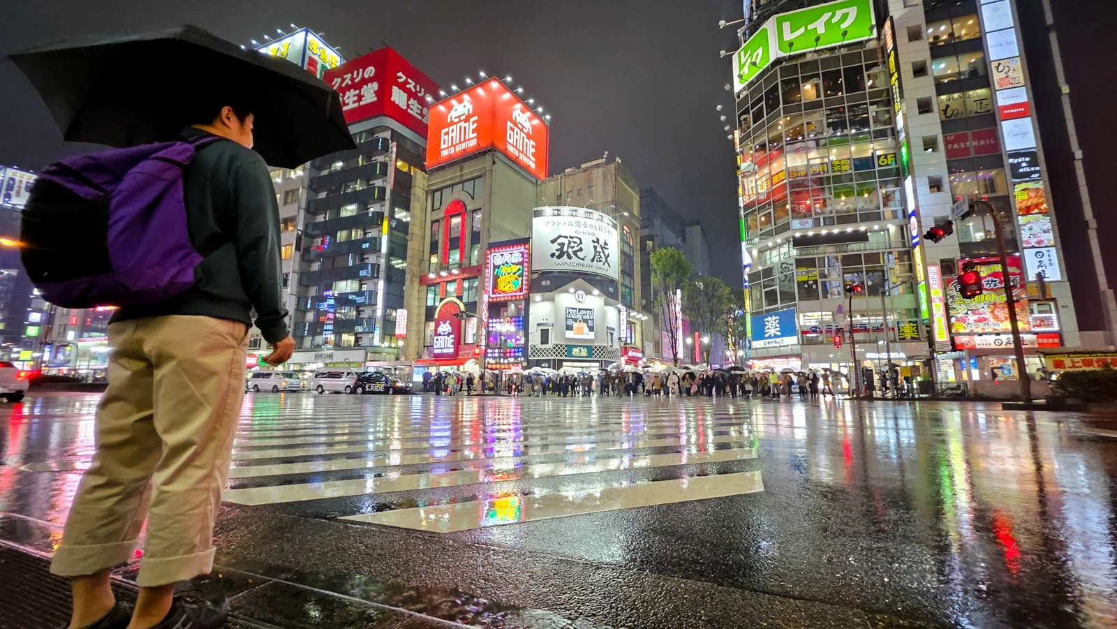 Peter Newman_Reflections of Shinjuku.jpg