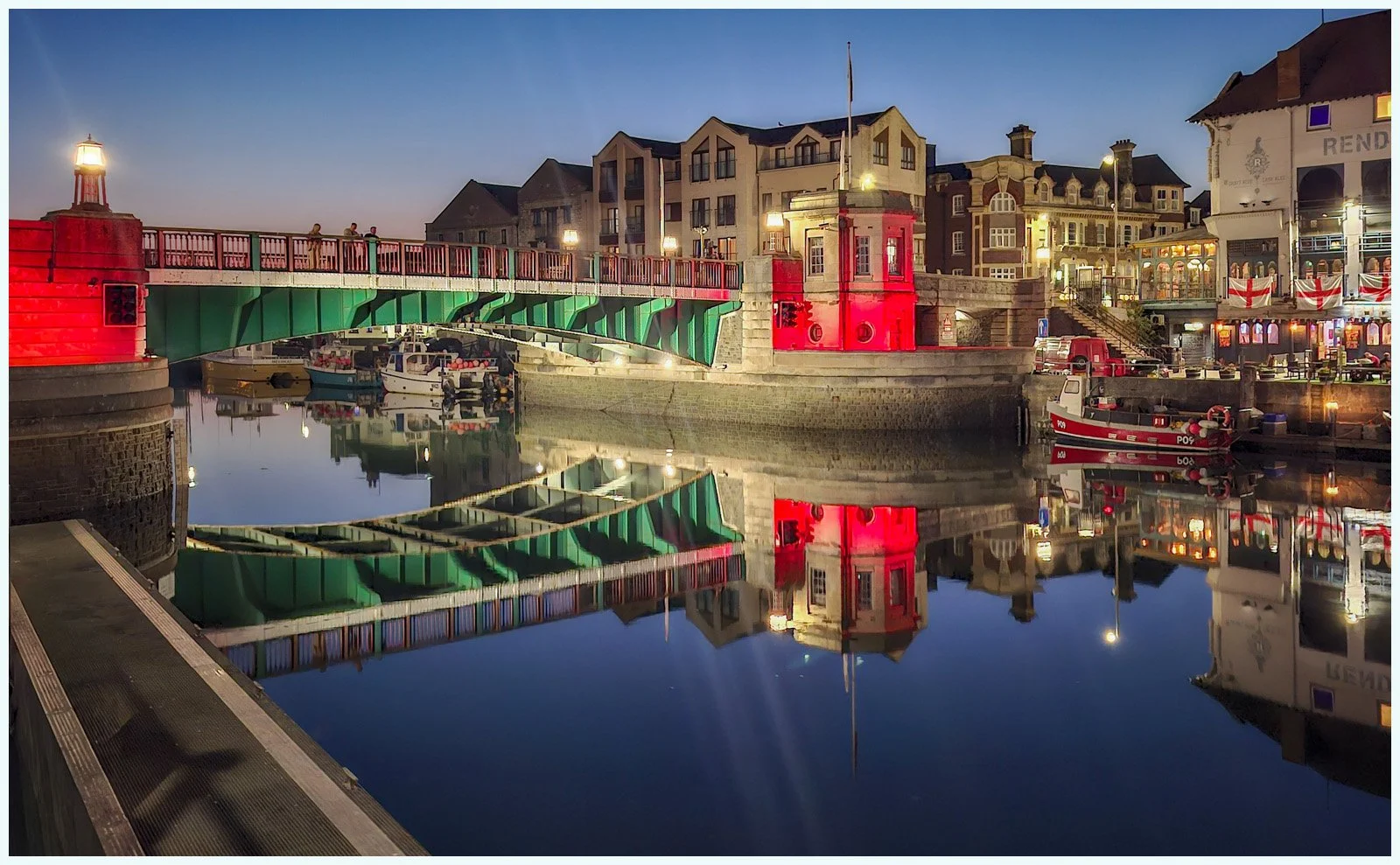 2-Harbour-Reflections_Peter-Toolan.Jpg
