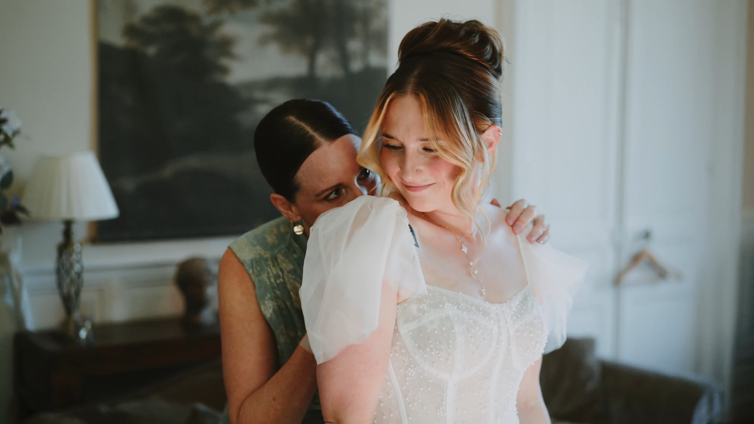 Just love some of these clips from Ali + Devin's wedding earlier this year. 

Such a fun day at @chateau_de_valcreuse.

#franceweddingvideographer #destinationwedding #francewedding #chateauwedding