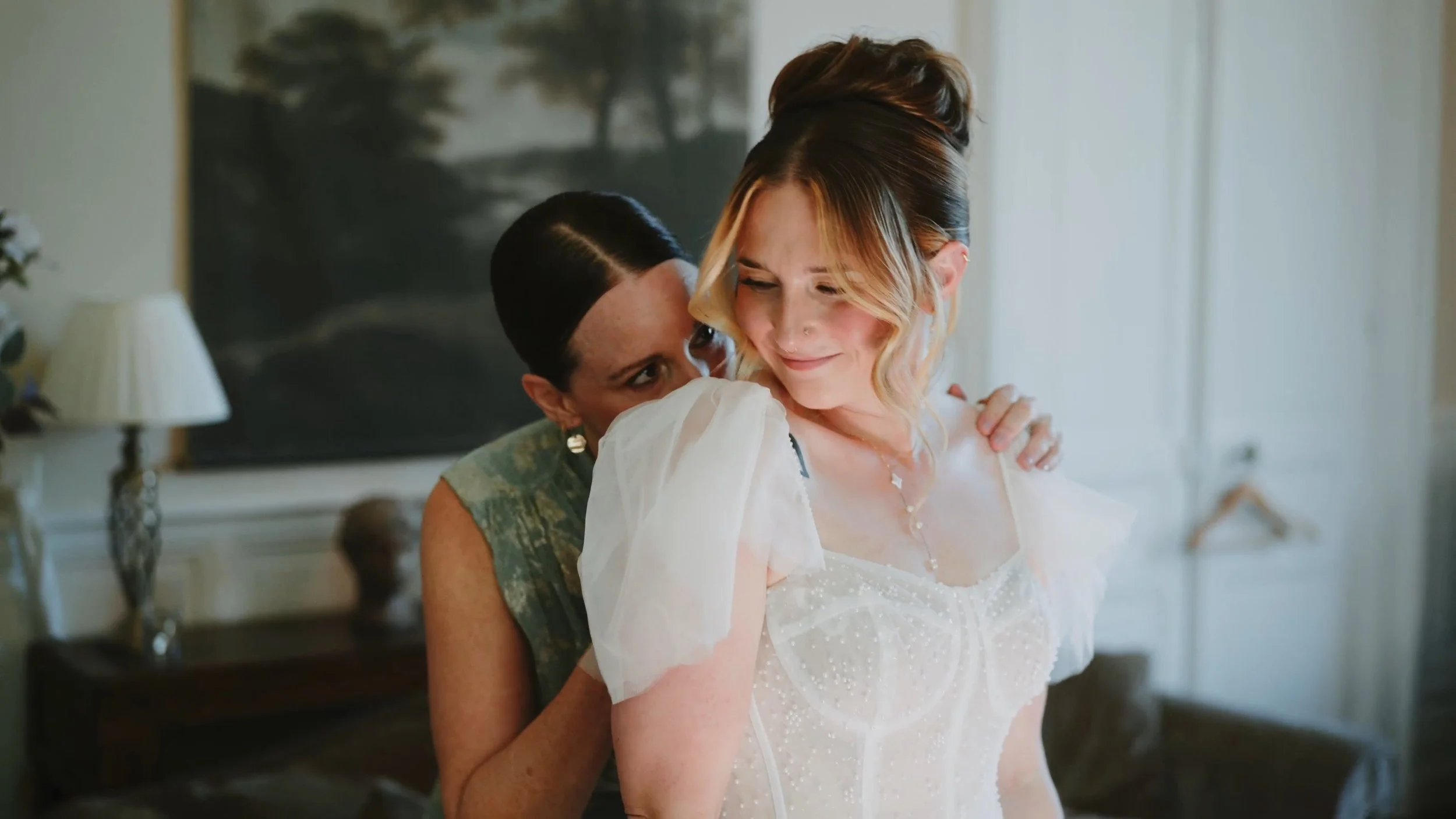 Just love some of these clips from Ali + Devin's wedding earlier this year. 

Such a fun day at @chateau_de_valcreuse.

#franceweddingvideographer #destinationwedding #francewedding #chateauwedding