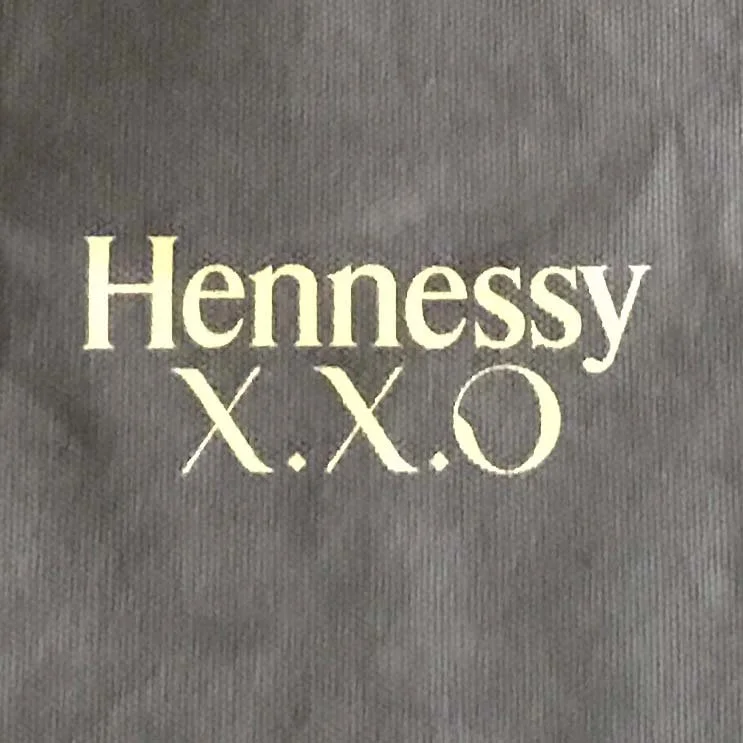 Bag-Hennessy2.jpg
