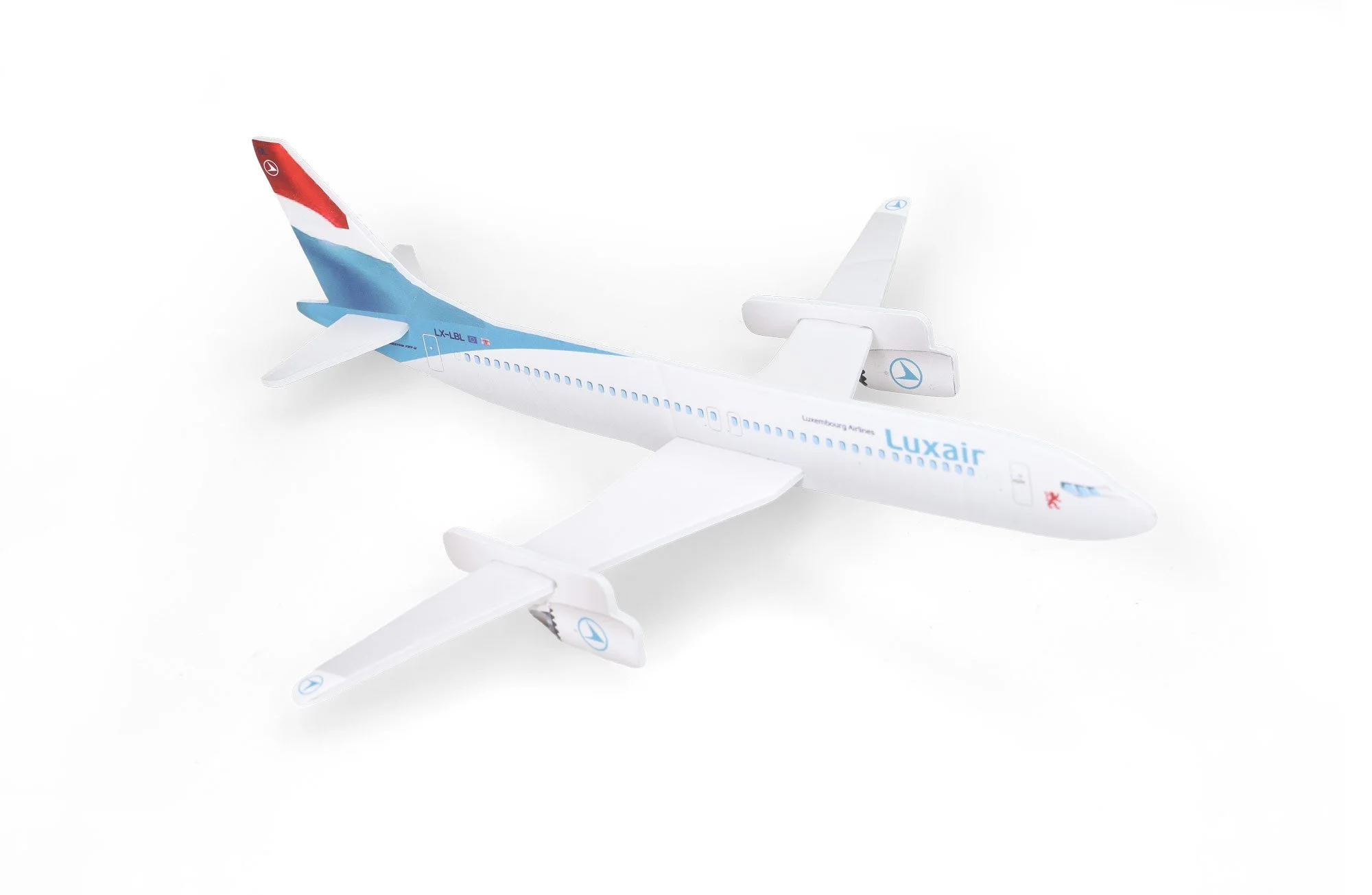 Avion-polystyrène_LUXAIR-2.jpg