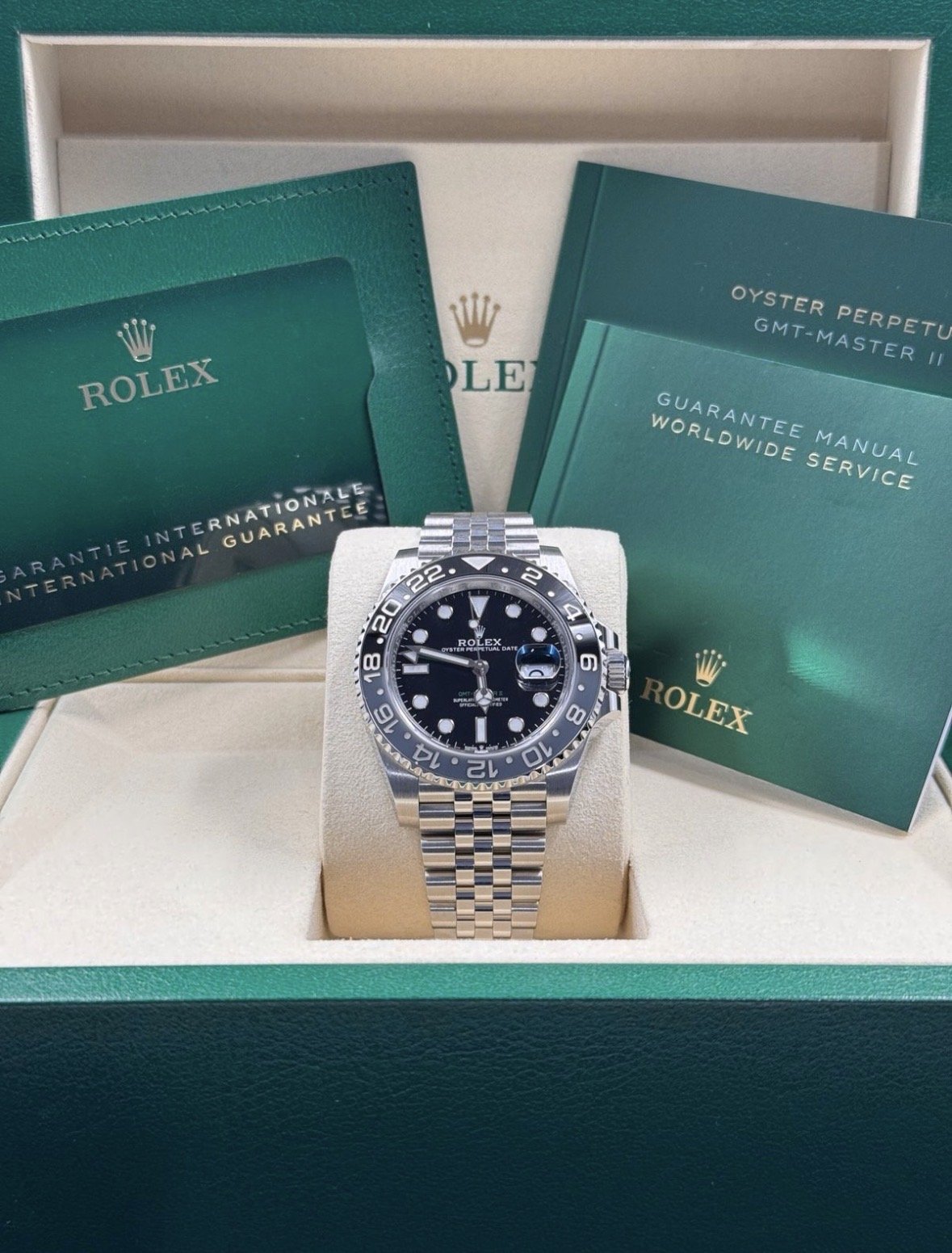 Rolex GMT-Master  "Bruce Wayne" II 126710GRNR