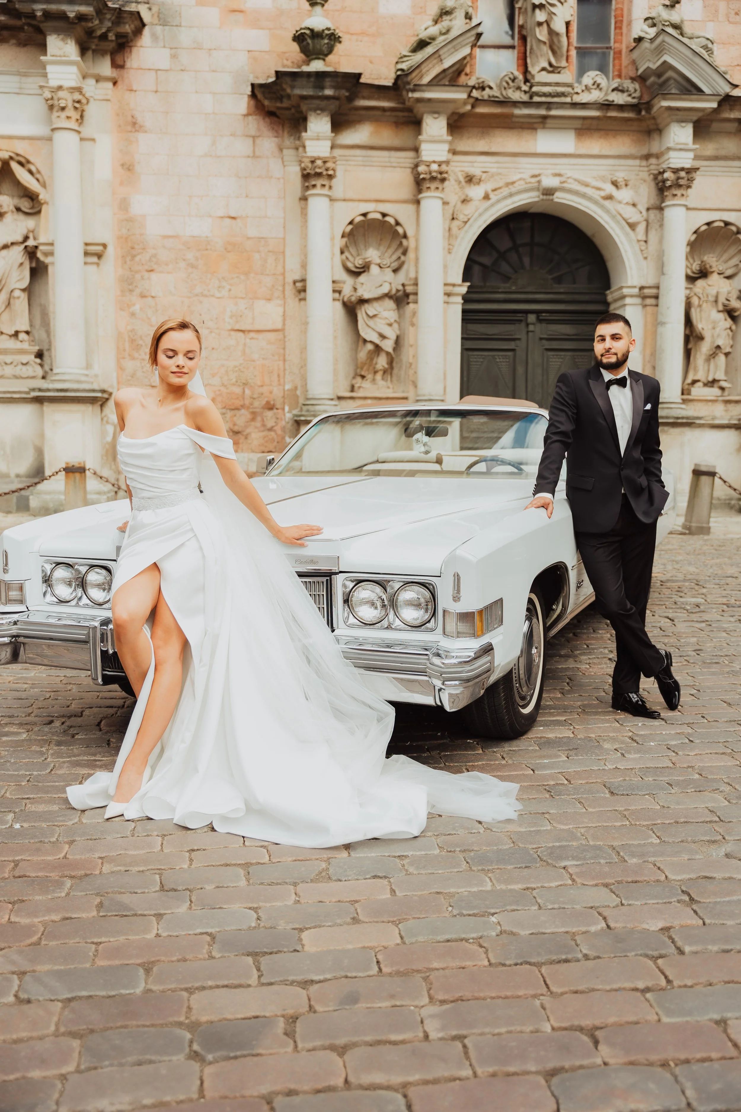 Kāzu fotosesija Vecrīgā, Fotogrāfēja Kāzu fotogrāfs Artis Veigurs