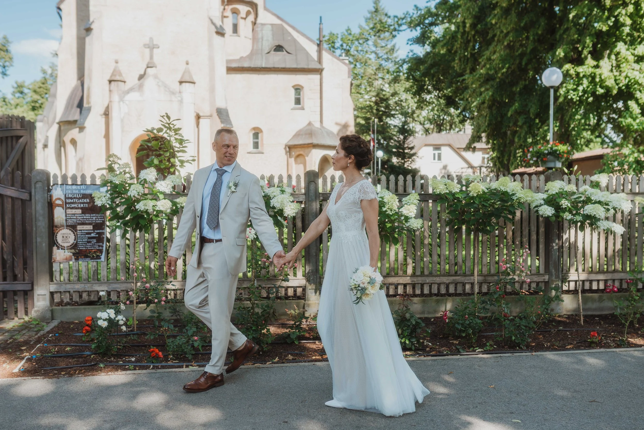 Kāzu fotogrāfs Jūrmalā Artis Veigurs, Kāzas Dubultu baznīcā