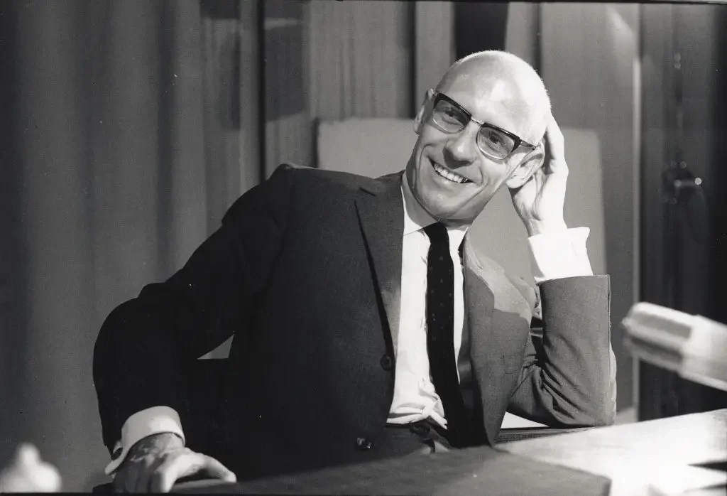 Michel Foucault — L’entreprise comme espace de liberté… ou de prison