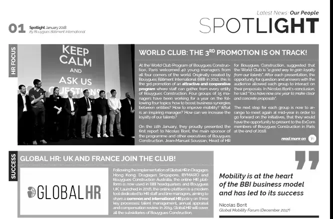 Perspective centrale d’un phare au bout d’une jetée, symbole de repère, de continuité et de diffusion de l’information au sein de l’organisation.