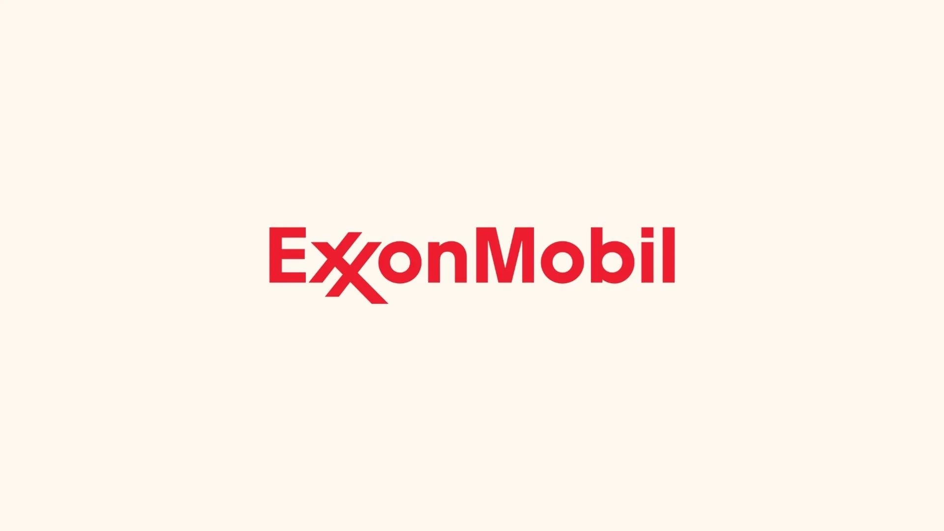 Logo d'ExxonMobil en rouge sur fond beige.