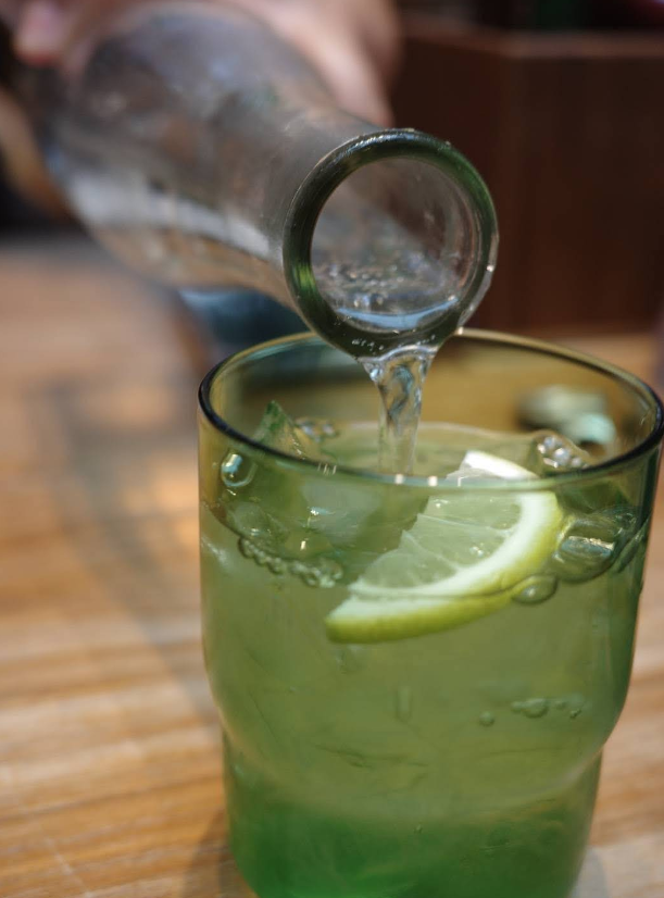 The-Drink-Journal-frans-bangkok-lime-sparkling-water.png