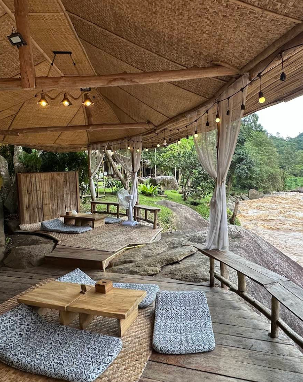 The-Drink-Journal-stay-wild-cafe-riverside-floor-seating-pavilion.png
