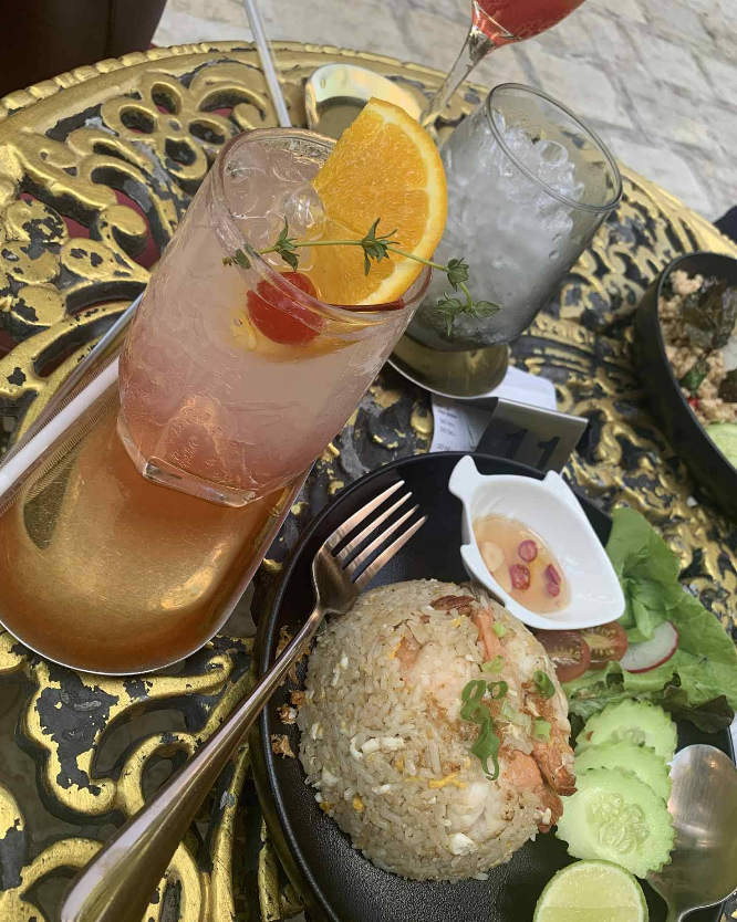 versailles-de-flore-fried-rice-citrus-mocktail-outdoor-dining.png