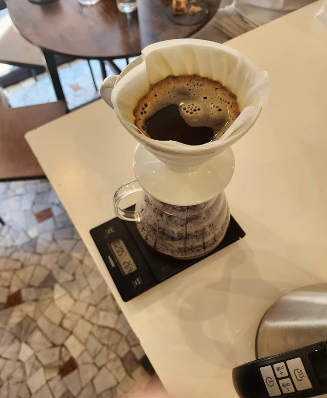 The-Drink-Journal-Il-Cafetero-V60-hand-brew.png