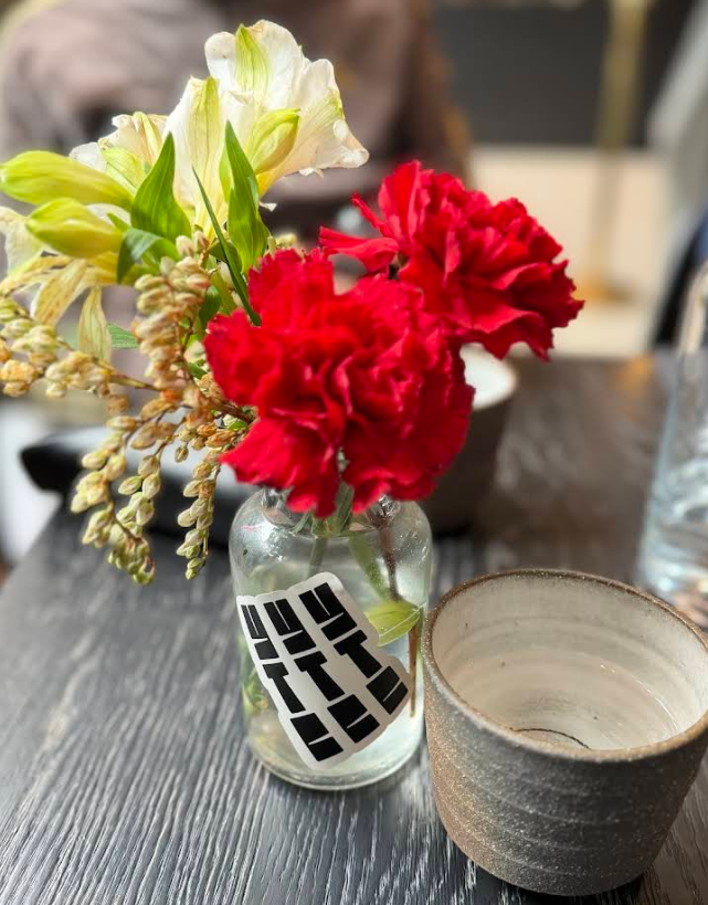 yugen-tea-bar-table-setting-flowers-japanese-tea-house.png