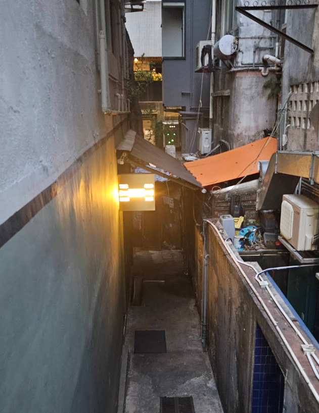 the-old-man-bar-hongkong-the-drink-journal-2.png