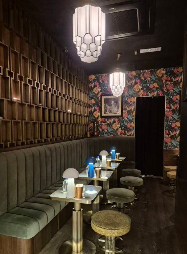the-old-man-bar-hongkong-the-drink-journal-3.png