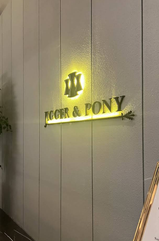 Jigger &amp; Pony Singapore: The Menus, The Classics, The Magic in the Middle