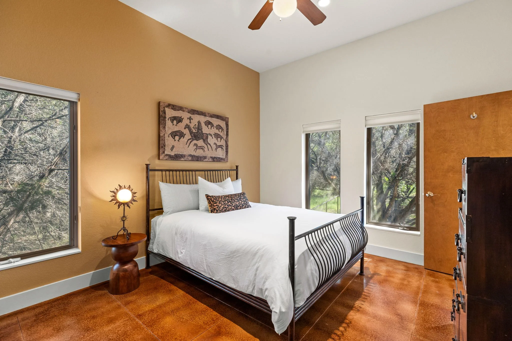 18 Guest bedroom 2.jpg