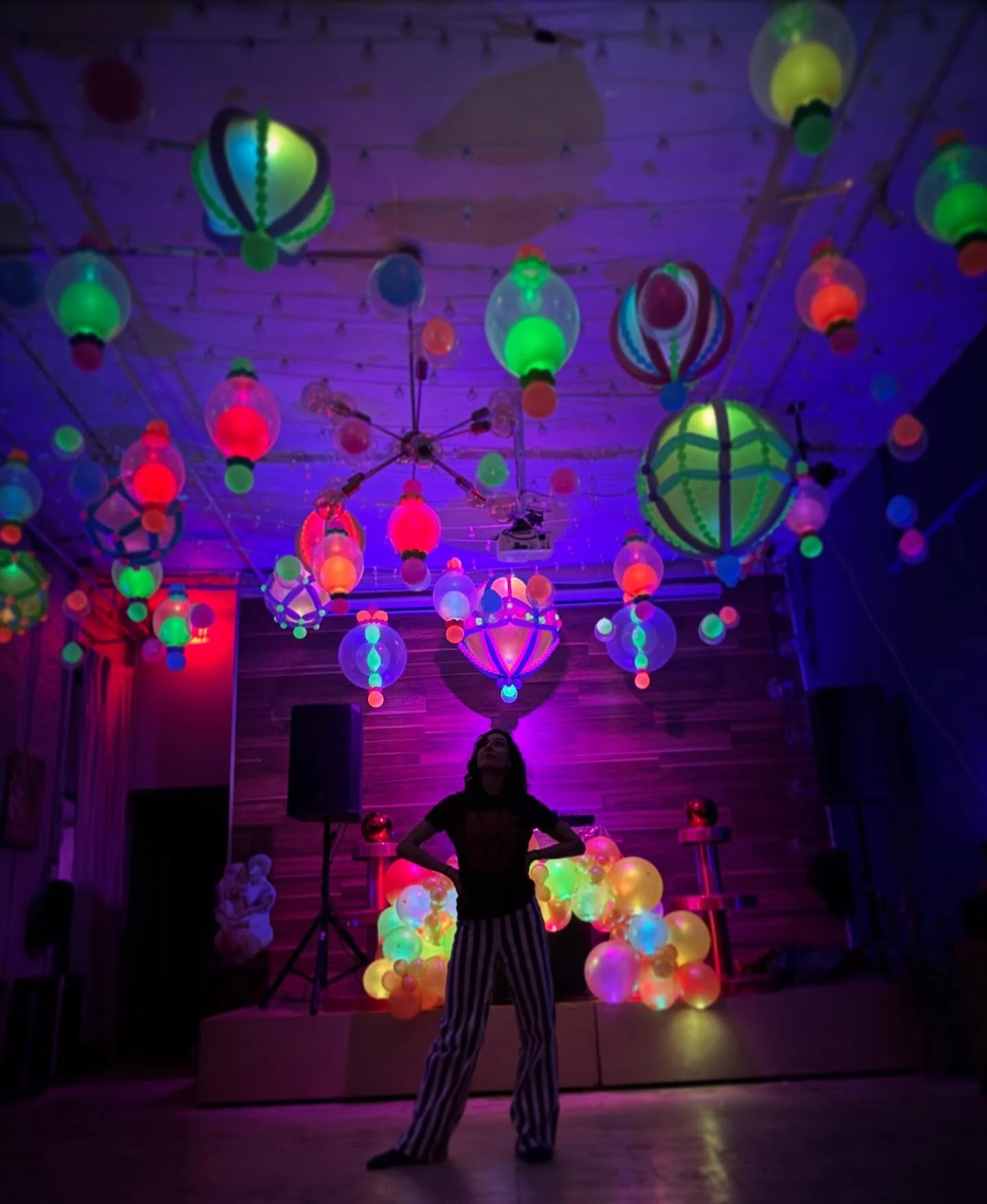 Had an absolute blast with this Faberge egg inspired lantern installation. Thank you @lightning_lofts for having me! Endless gratitude to the incredible @zollipop.nyc and @eddie_spaghetti_nyc coming in with the absolutely essential assist on this one