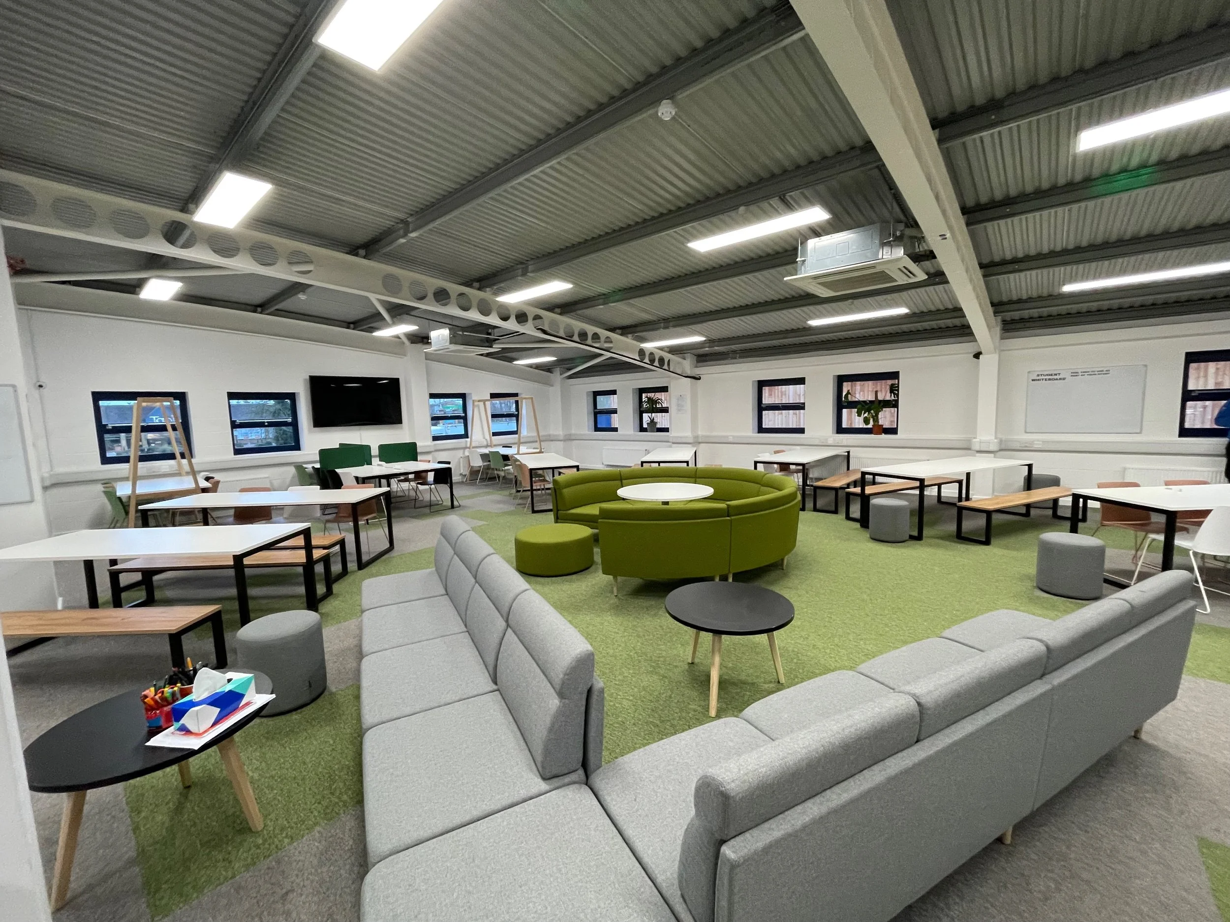 Queensmead School - 5 of 17.jpeg