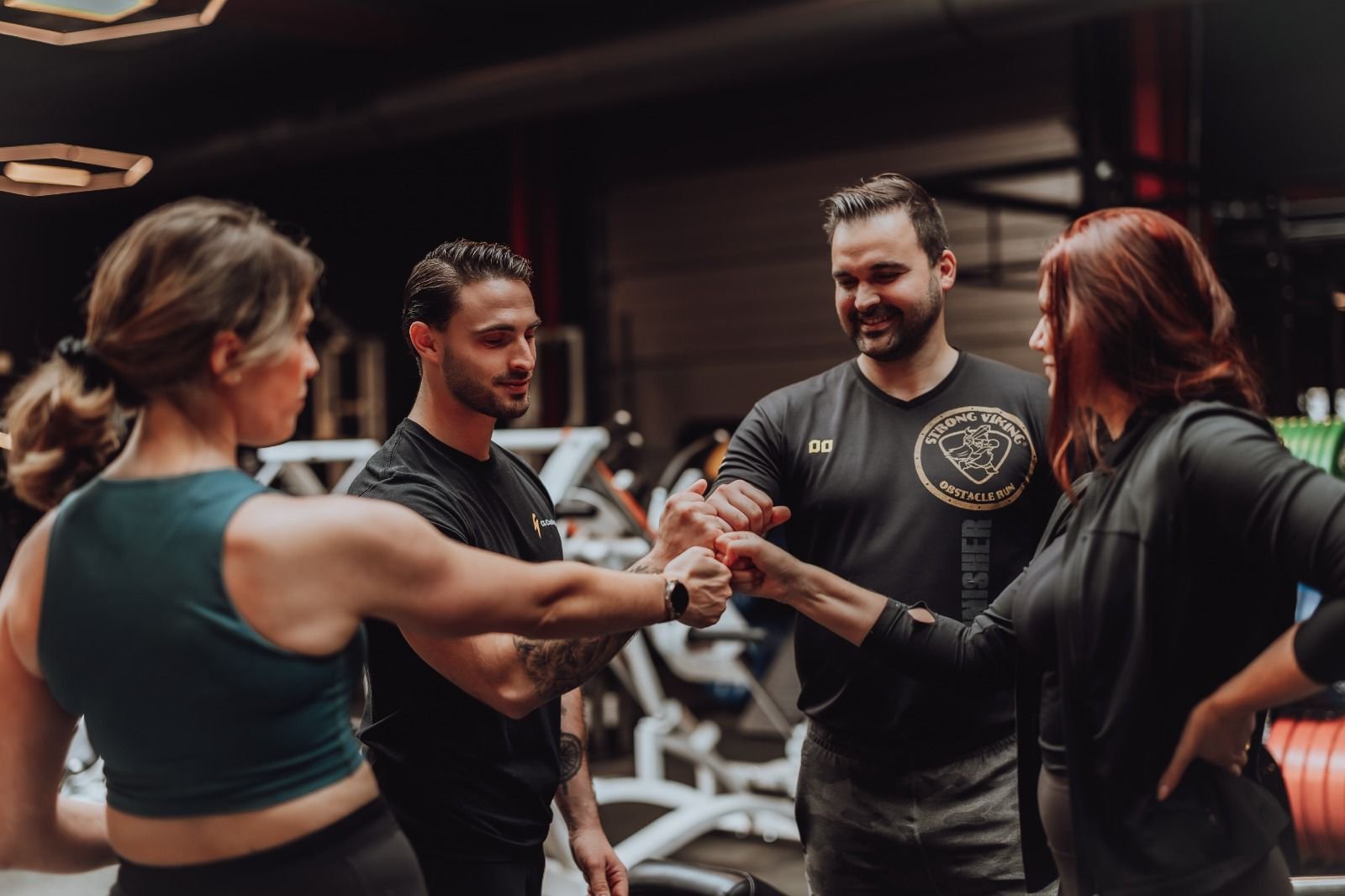 CHARGE staat voor strategische transformatie. Founder Charlie biedt een geïntegreerd aanpak om jouw sportieve doelen te behalen, of je nu wilt afvallen of een nieuw niveau wilt bereiken.