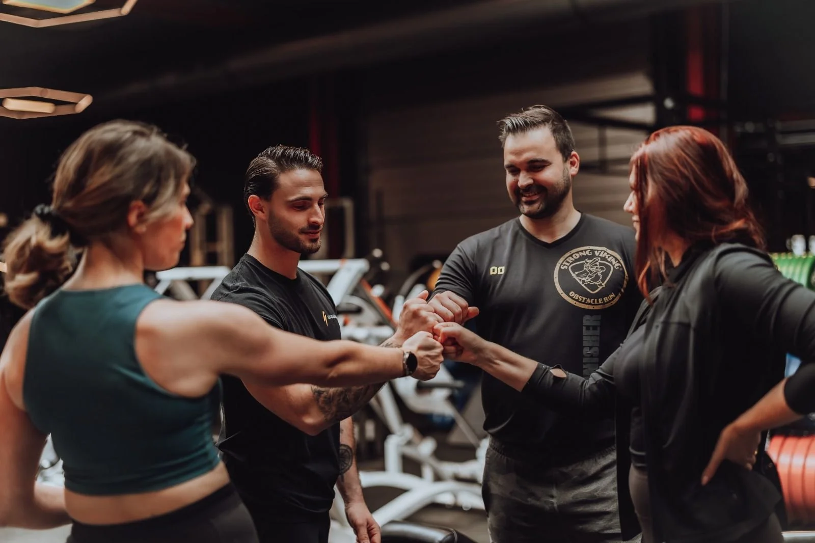 CHARGE staat voor transformaties. Founder Charlie biedt een geïntegreerde aanpak om sportieve doelen te behalen, of je nu wilt afvallen of een nieuw niveau wilt bereiken. Kies jouw traject op maat regio Izegem of online wereldwijd.