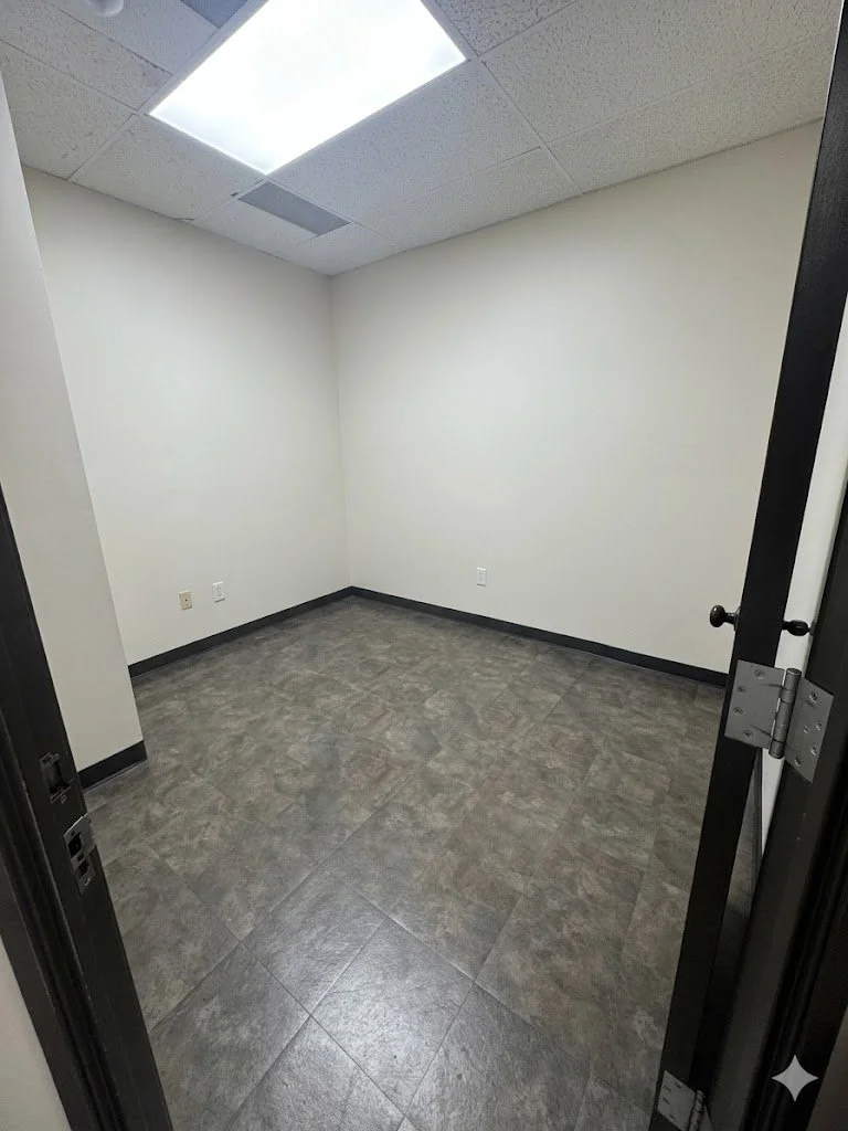 Sky Suites #6 : 12 x 12