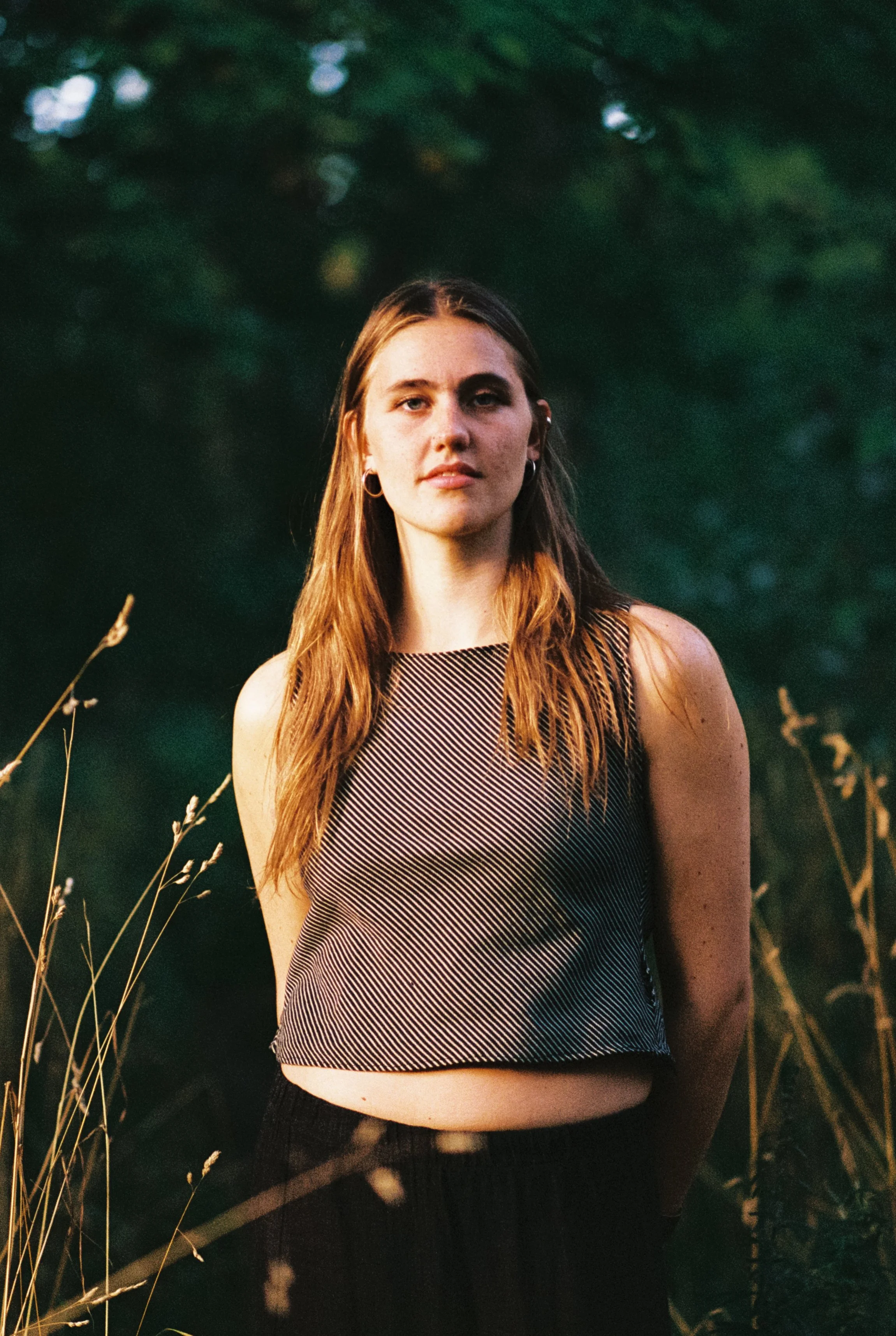 Sara Fjeldvær + SUPPORT: SIGRID LYGREN