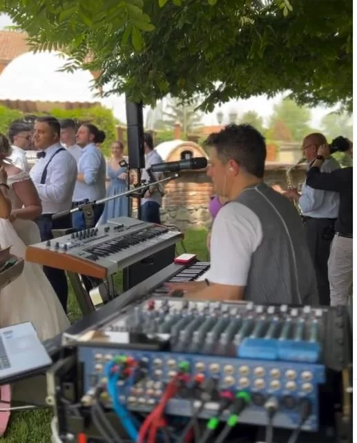 NO MAN NO CRY - clicca per vedere il video