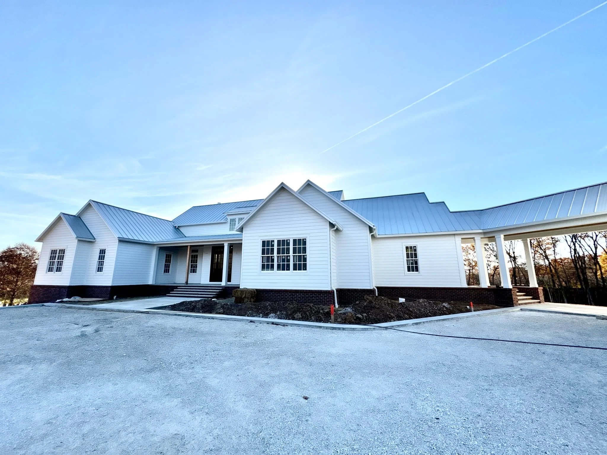 It's a busy fall at Dale Koontz Builder. Check out the progress on some of our new custom homes. While not shown in these photos, we're also busy with several remodels, additions, small projects, and 8 new apartments in Hannibal. 

Dreaming of a cust