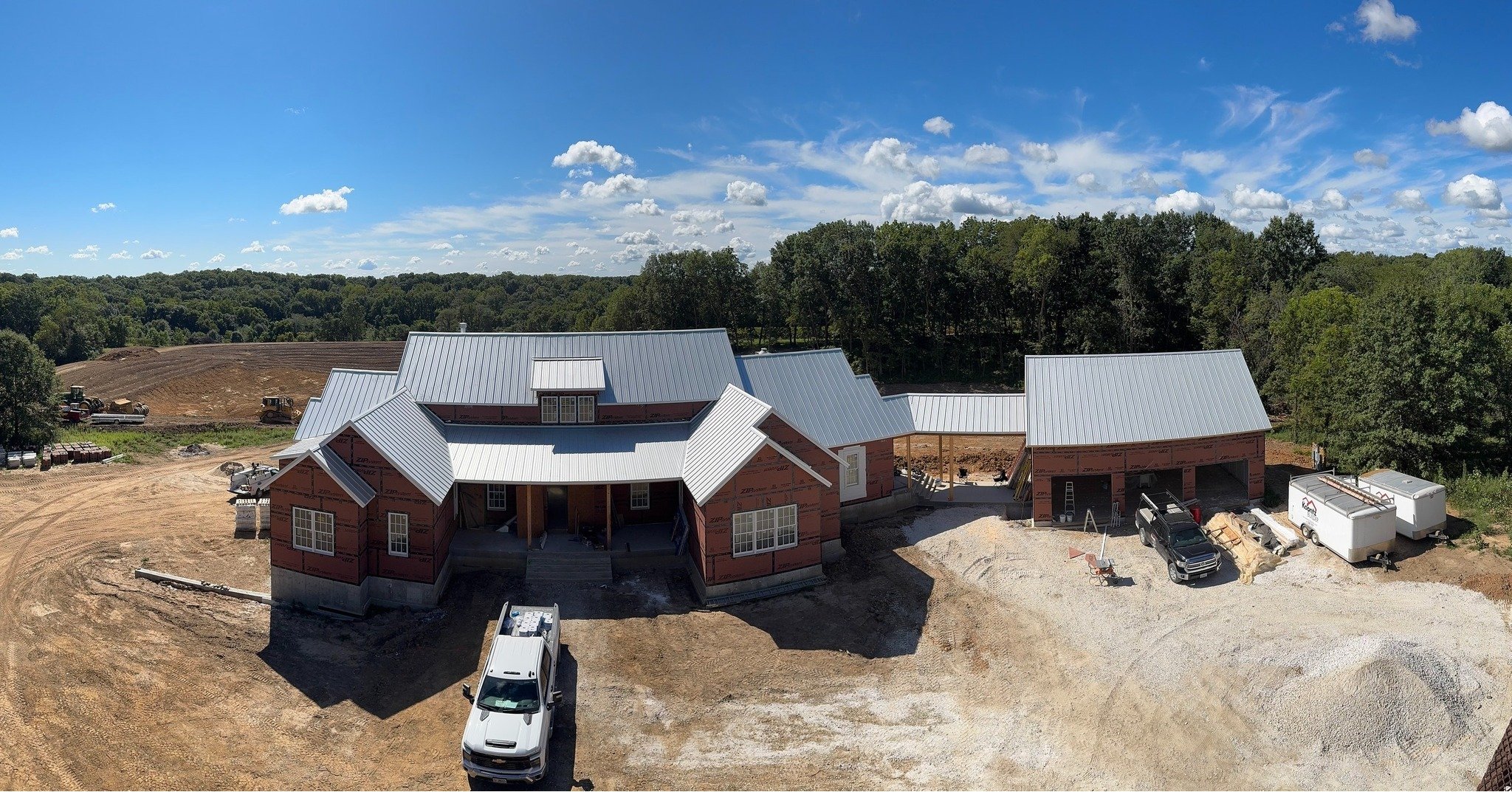 There's a lot going on around Dale Koontz Builder and the weather has been cooperating nicely to keep it all moving forward. Check out these photos to see what's been going on around here! 🔨 🔨🔨