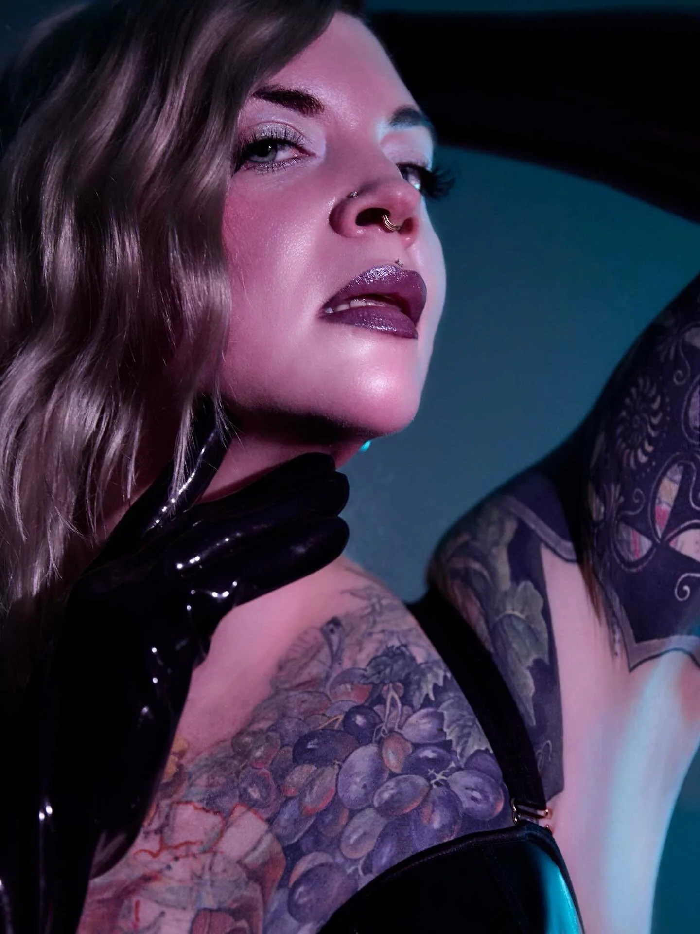 Imagine letting go of control, even if just for a few hours.

Drop your burdens. Be held.